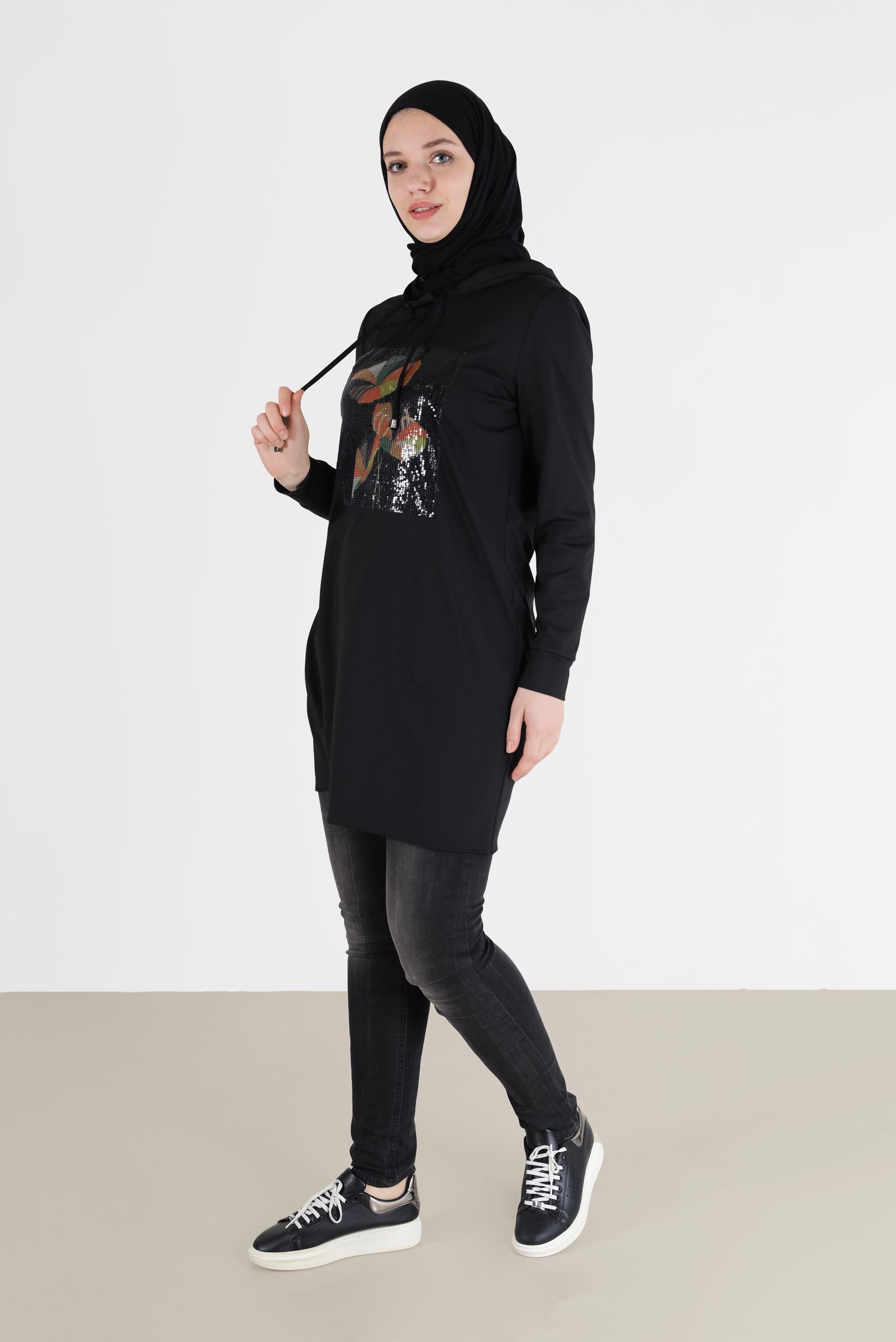 Tesettür giyim SİYAH PUL İŞLEME DETAYLI KAPÜŞONLU TUNİK 42370 