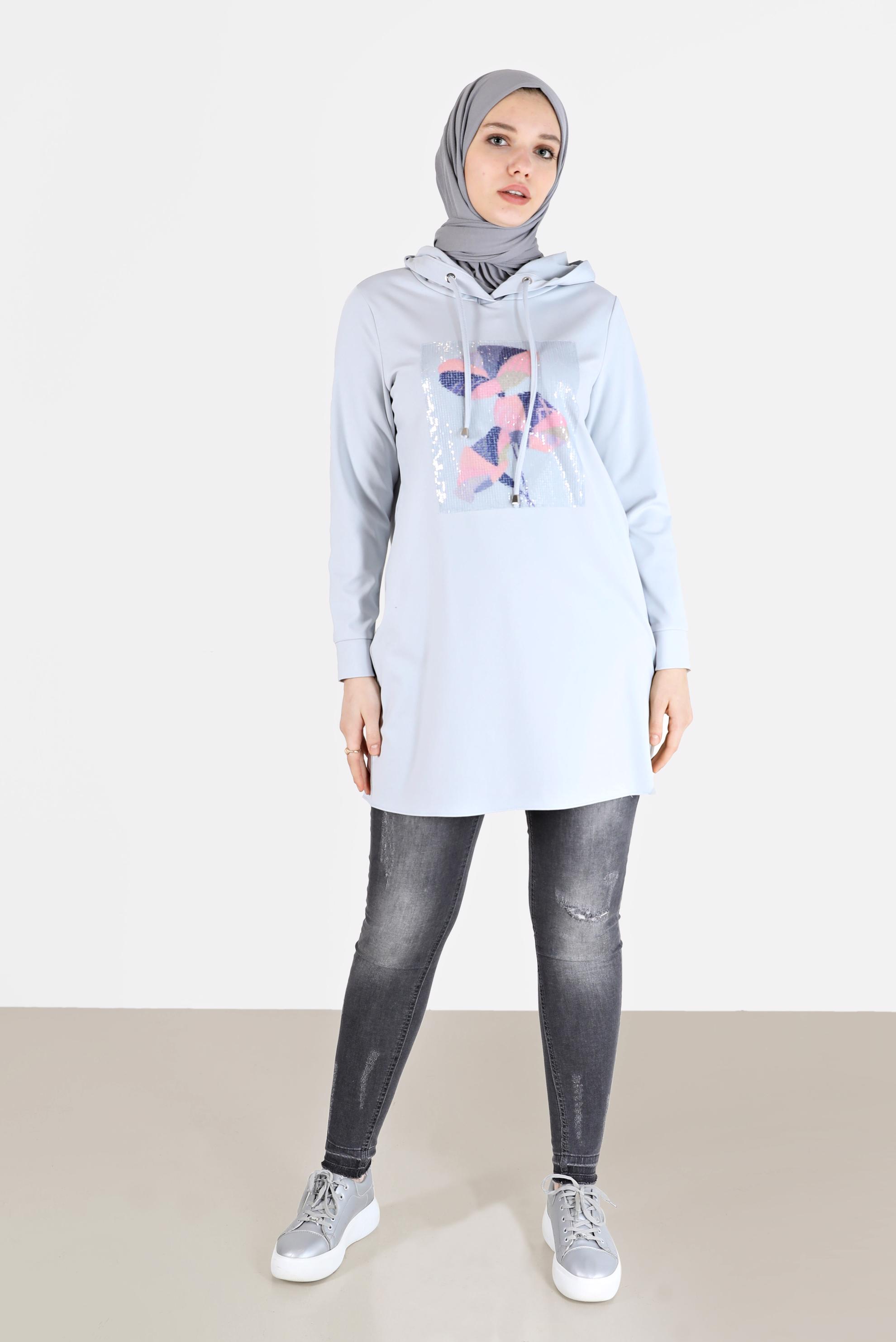 Tesettür giyim GÜMÜŞ PUL İŞLEME DETAYLI KAPÜŞONLU TUNİK 42370 