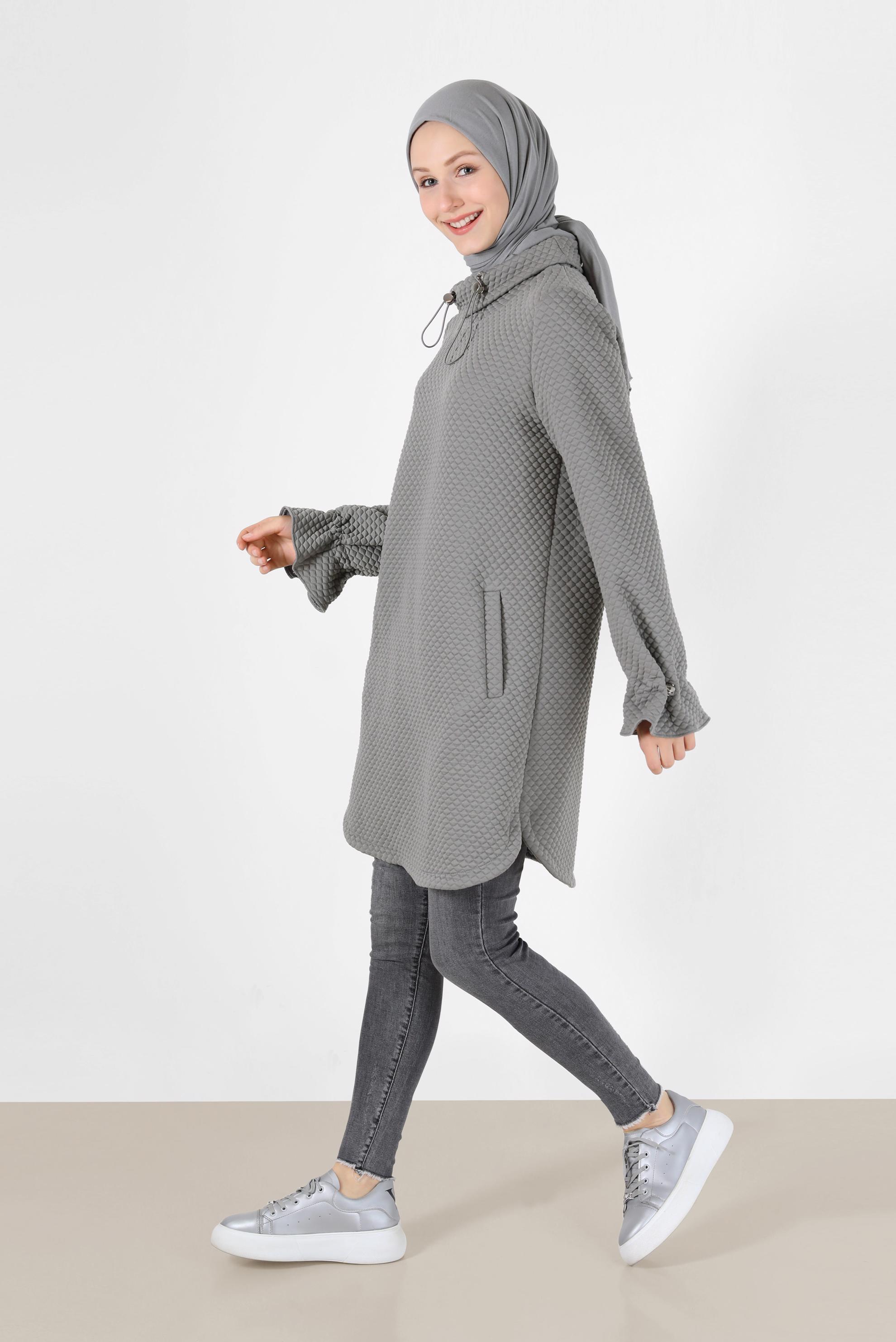 Tesettür giyim GRİ MANŞETLERİ LASTİKLİ KAPİTONE DESEN TUNİK 42372 