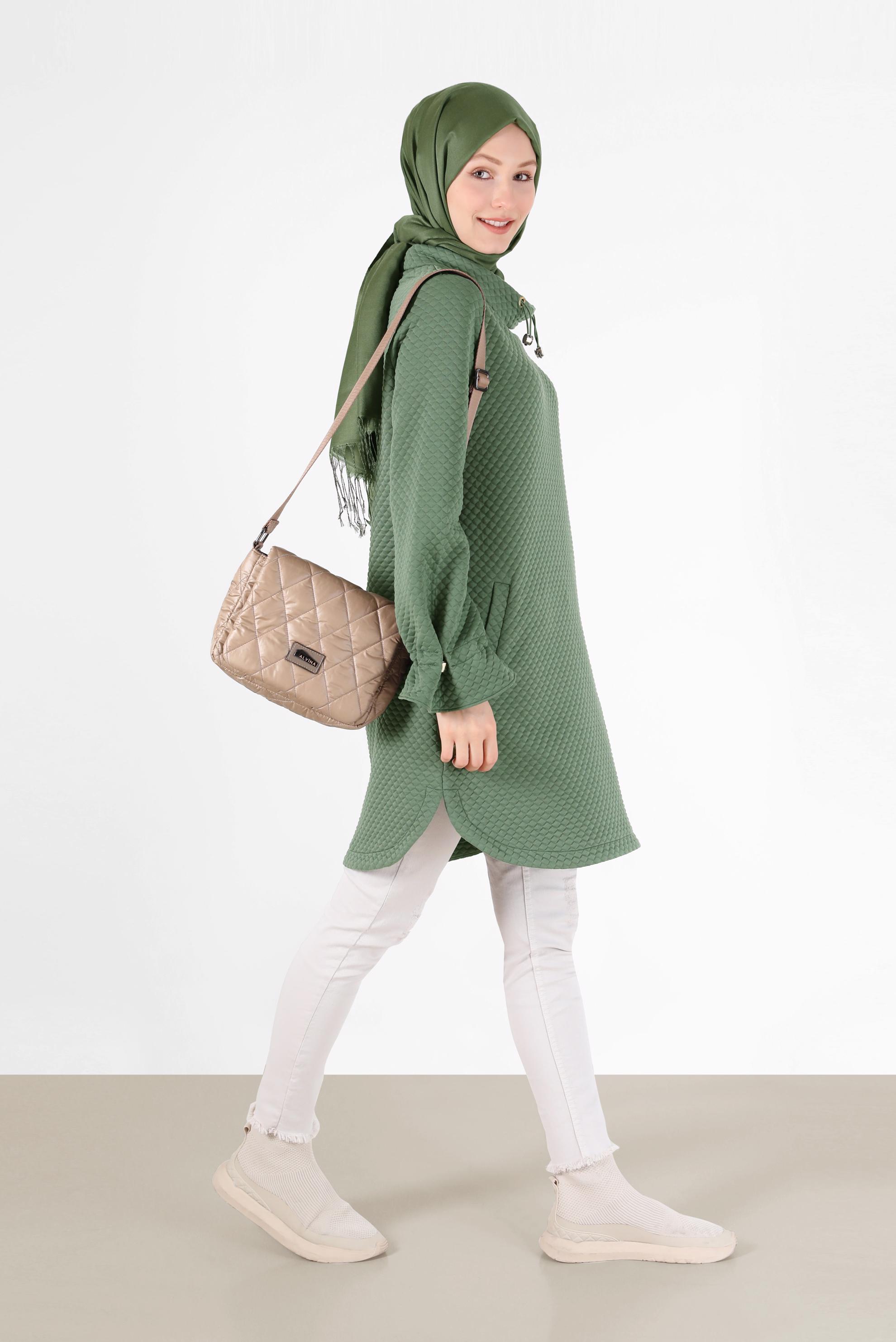 Tesettür giyim HAKİ MANŞETLERİ LASTİKLİ KAPİTONE DESEN TUNİK 42372 