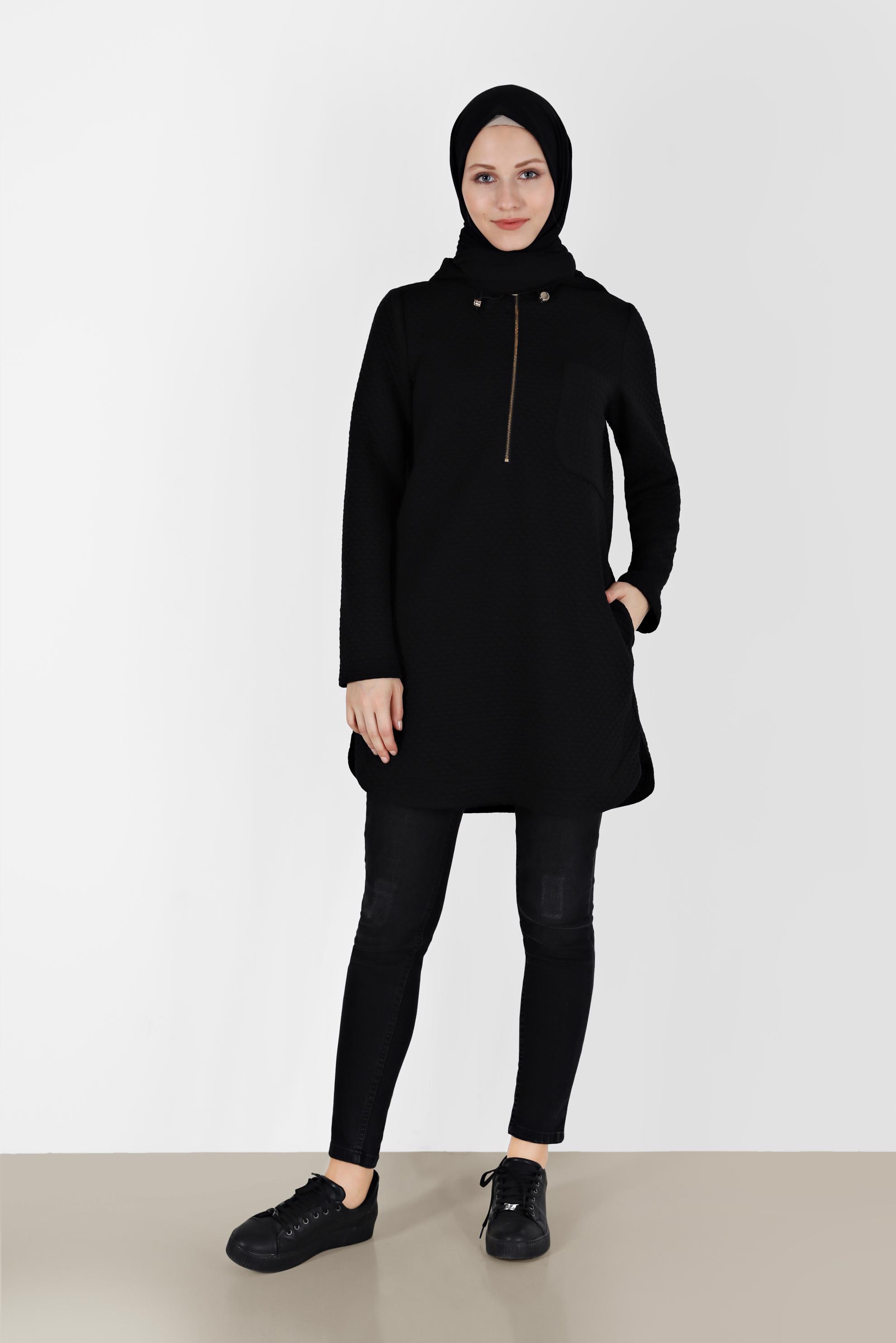 Tesettür giyim SİYAH CEP DETAYLI KAPÜŞONLU KAPİTONE TUNİK 42373 
