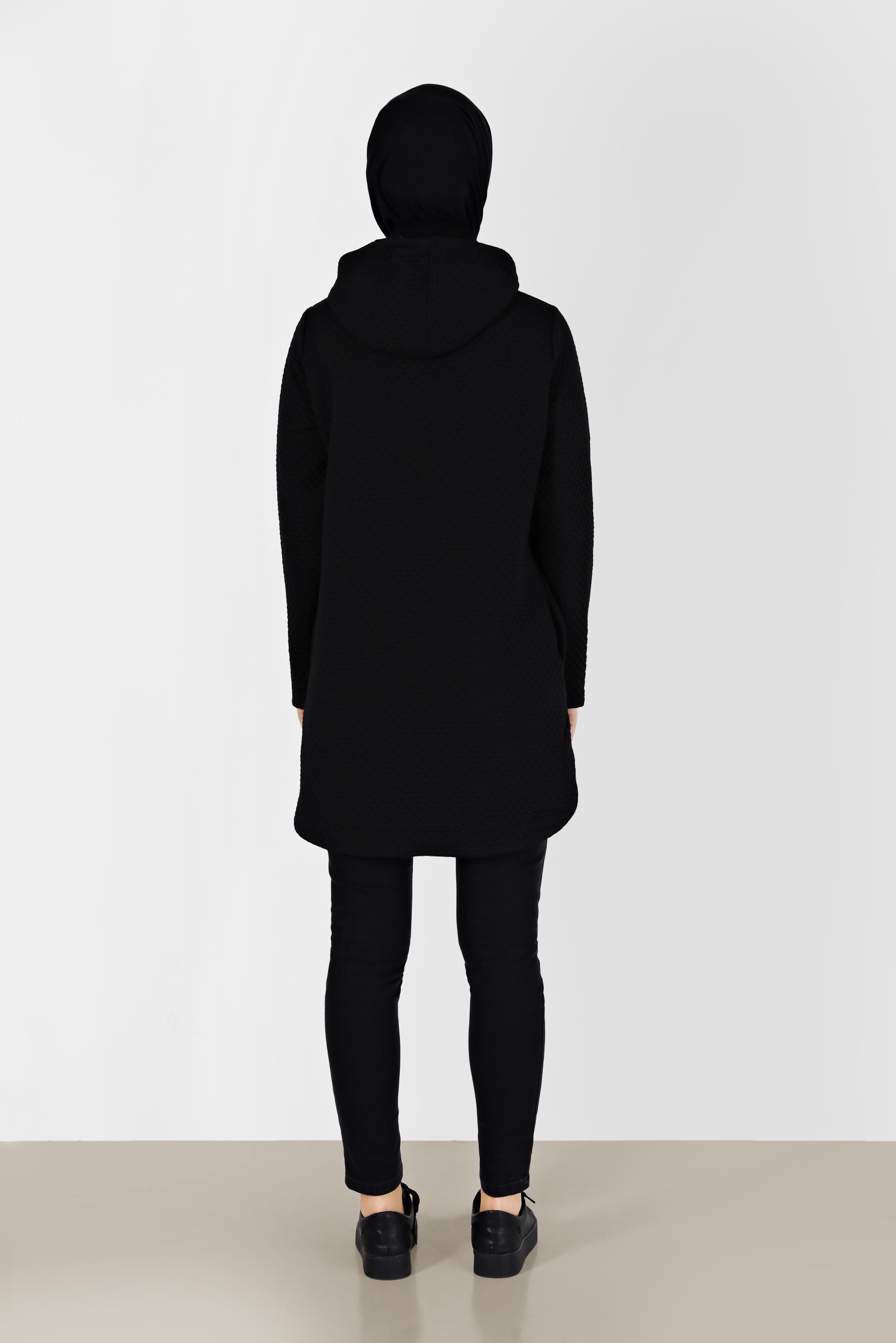 Tesettür giyim SİYAH CEP DETAYLI KAPÜŞONLU KAPİTONE TUNİK 42373 