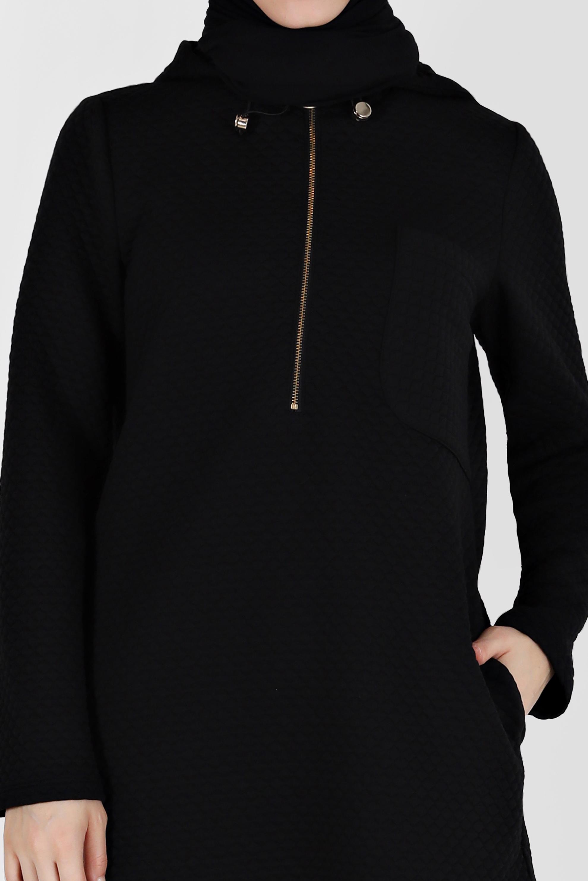 Tesettür giyim SİYAH CEP DETAYLI KAPÜŞONLU KAPİTONE TUNİK 42373 