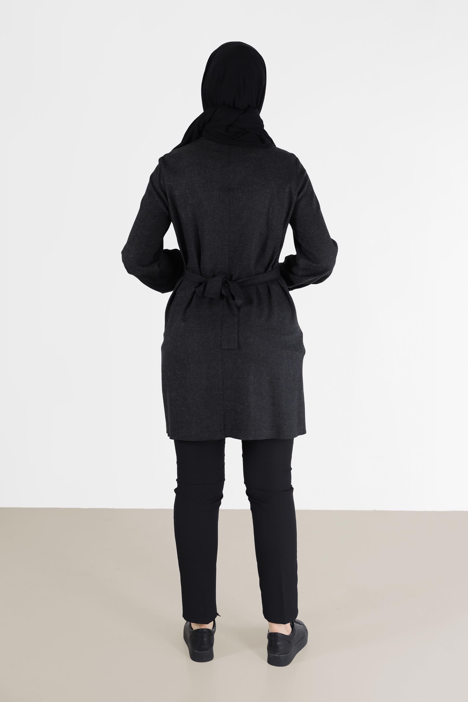 Tesettür giyim SİYAH BAĞLAMA DETAYLI KLASİK YAKA TUNİK 42377