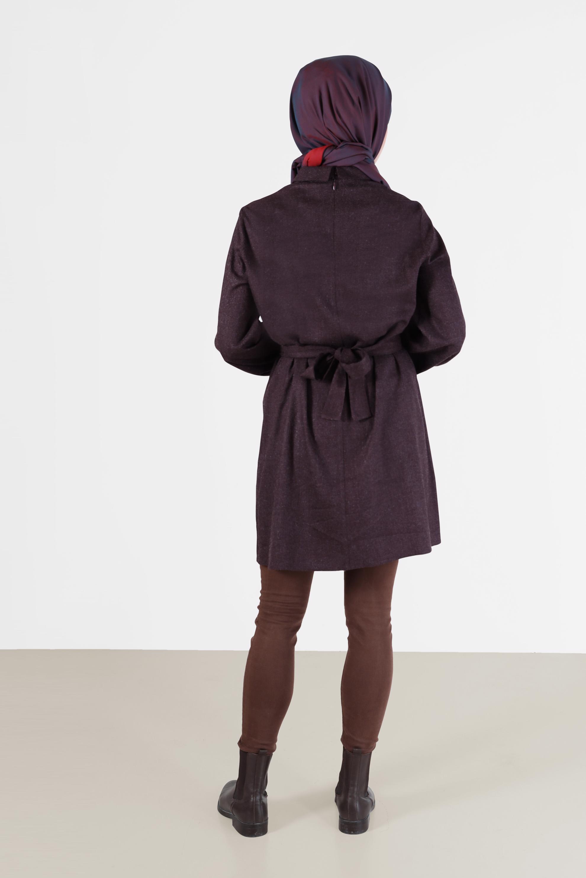 Tesettür giyim MÜRDÜM BAĞLAMA DETAYLI KLASİK YAKA TUNİK 42377