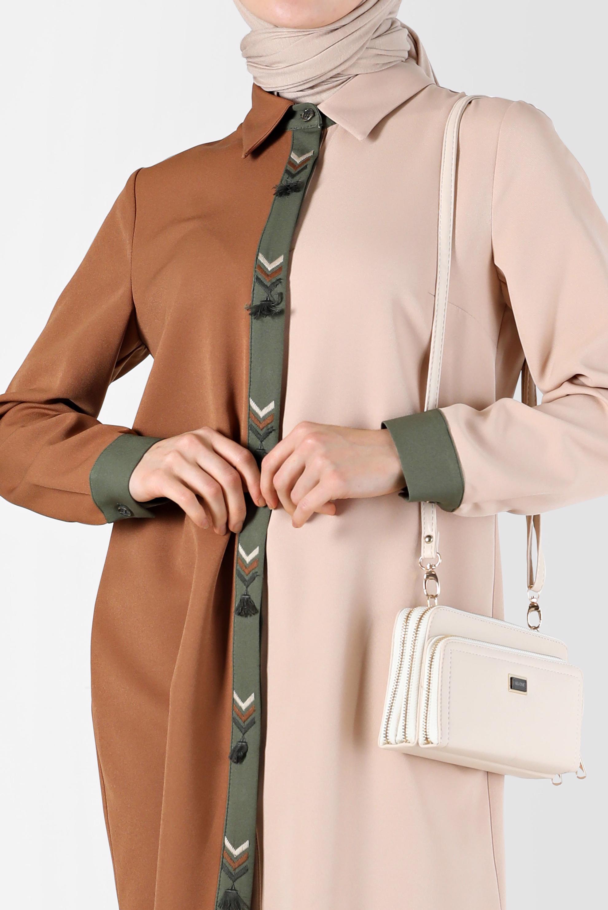 Tesettür giyim KAHVE İŞLEMELİ PÜSKÜL DETAYLI ÇOK RENKLİ TUNİK 42378 