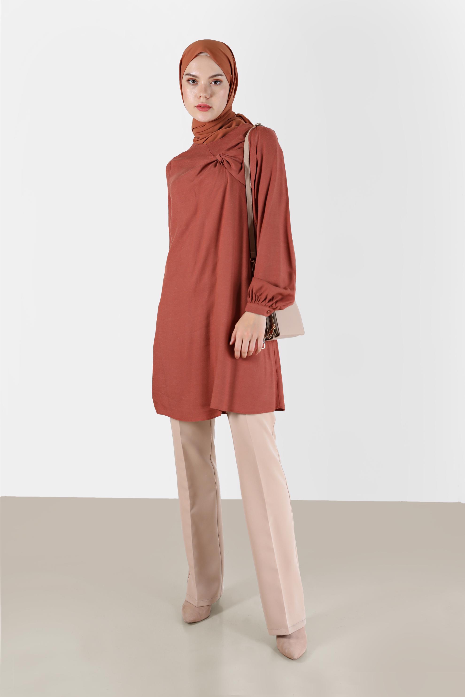 Tesettür giyim TURUNCU KURDELE DETAYLI ARKADAN FERMUARLI TUNİK 42394 