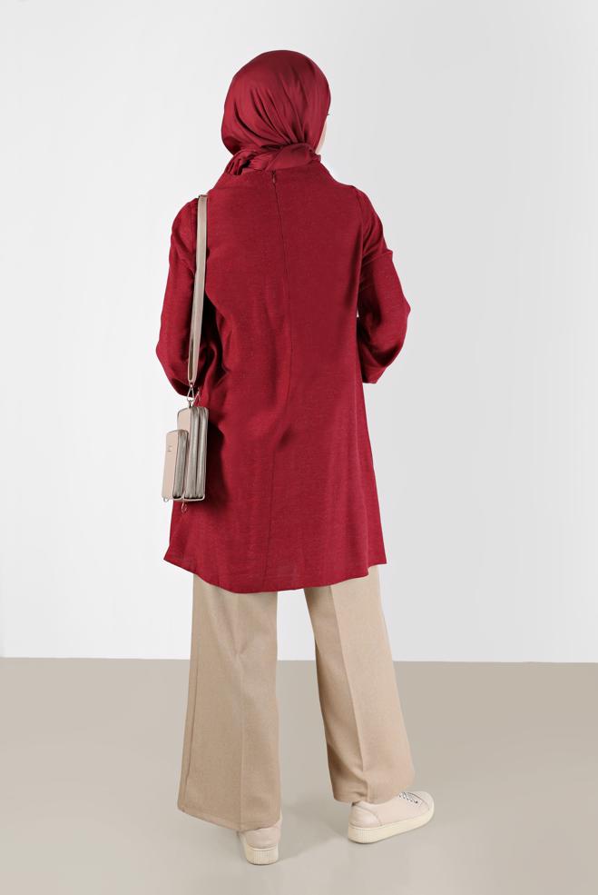 Tesettür giyim KIRMIZI KURDELE DETAYLI ARKADAN FERMUARLI TUNİK 42394  - ALVİNA