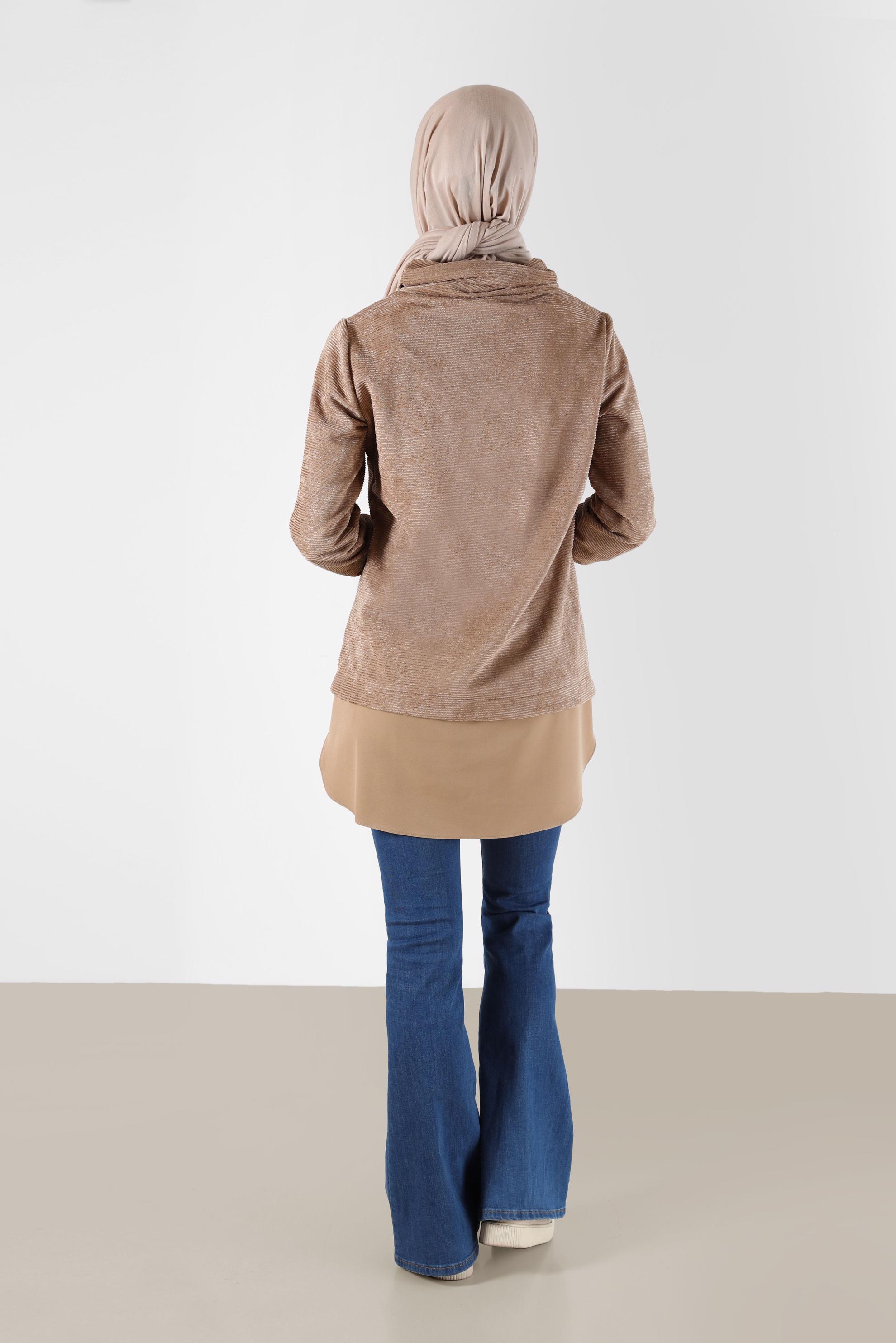 Tesettür giyim KAHVE GÖMLEK PARÇA DETAYLI DEGAJE YAKA ŞÖNİL KADİFE TUNİK 42397 