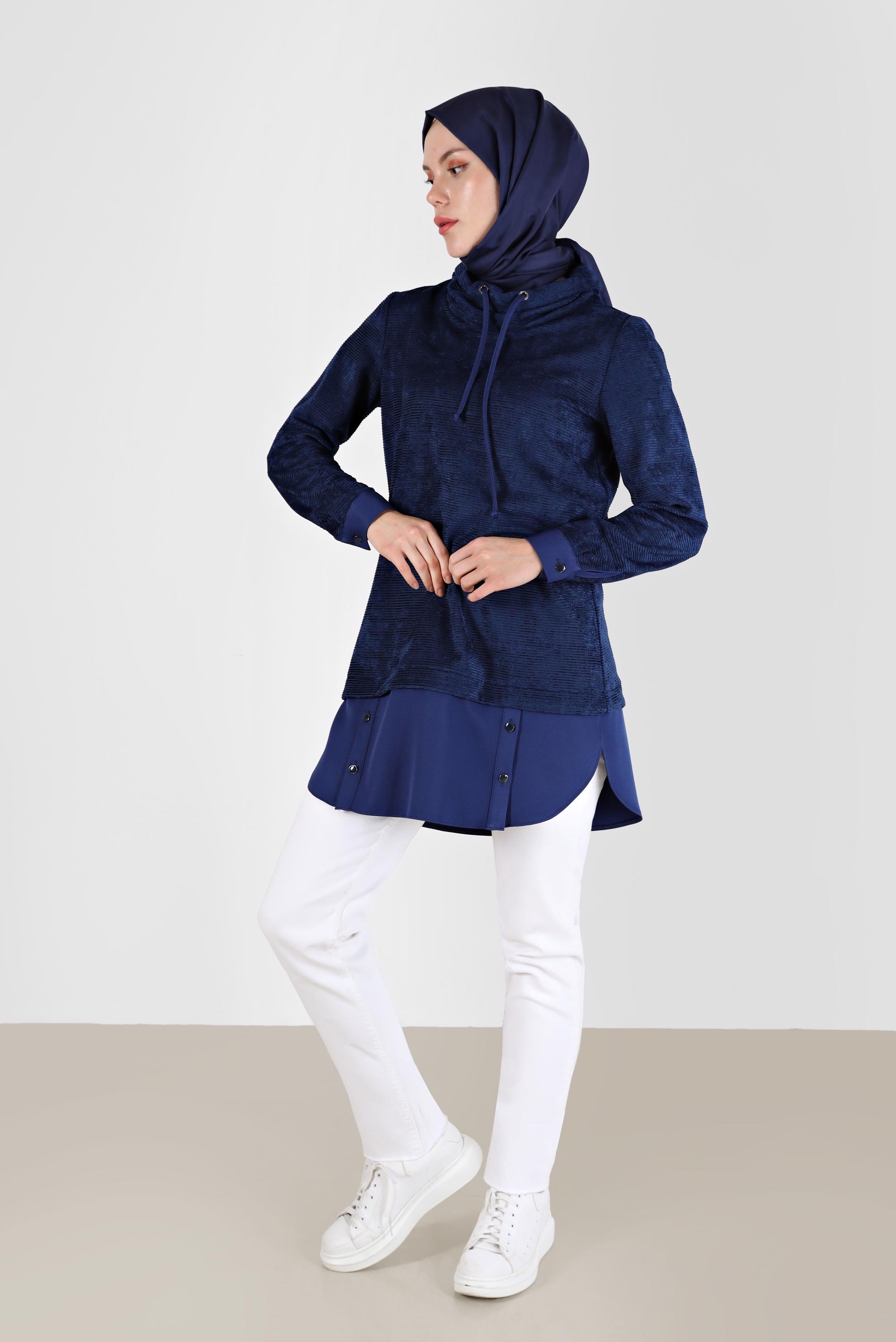 Tesettür giyim LACİVERT GÖMLEK PARÇA DETAYLI DEGAJE YAKA ŞÖNİL KADİFE TUNİK 42397 