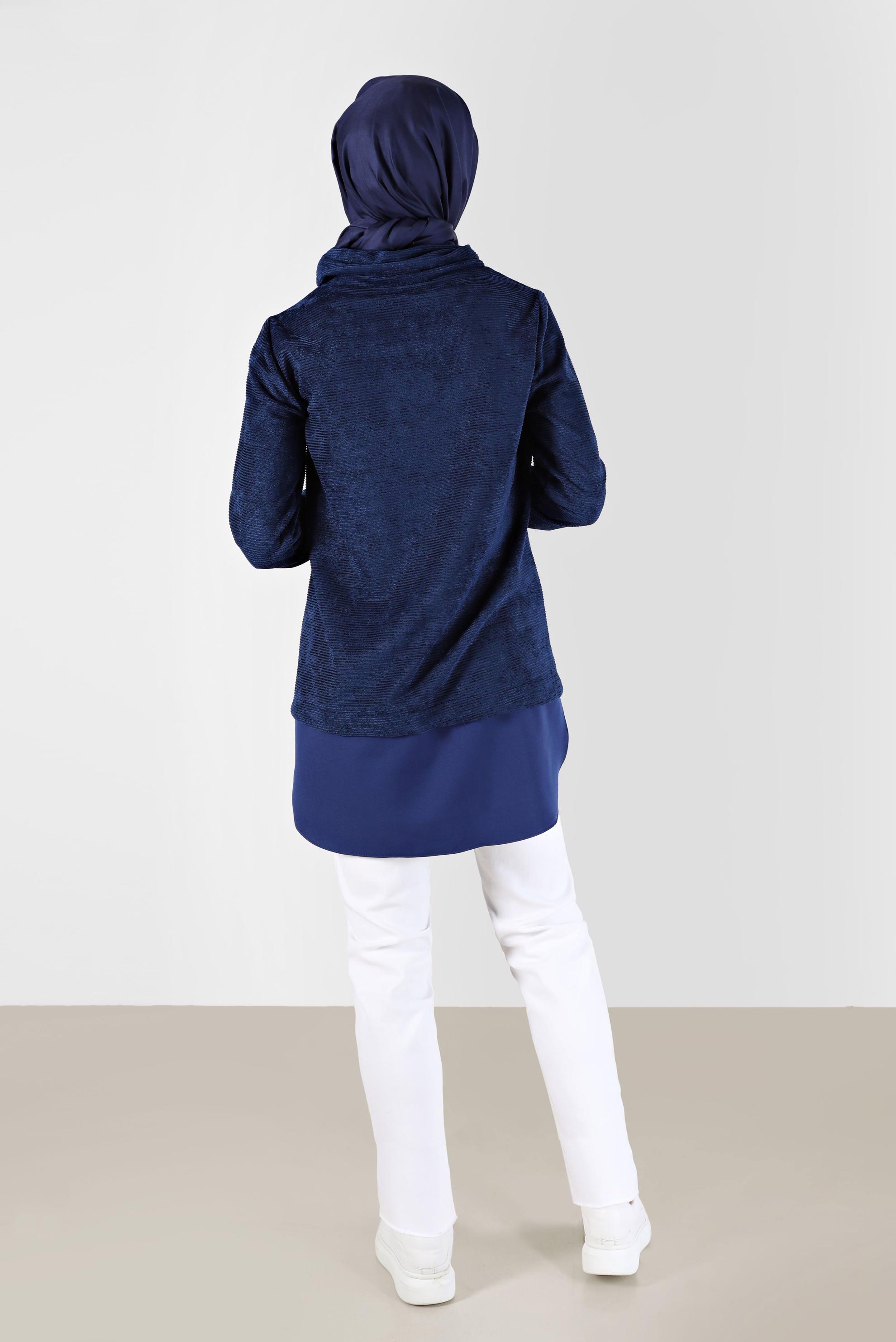 Tesettür giyim LACİVERT GÖMLEK PARÇA DETAYLI DEGAJE YAKA ŞÖNİL KADİFE TUNİK 42397 