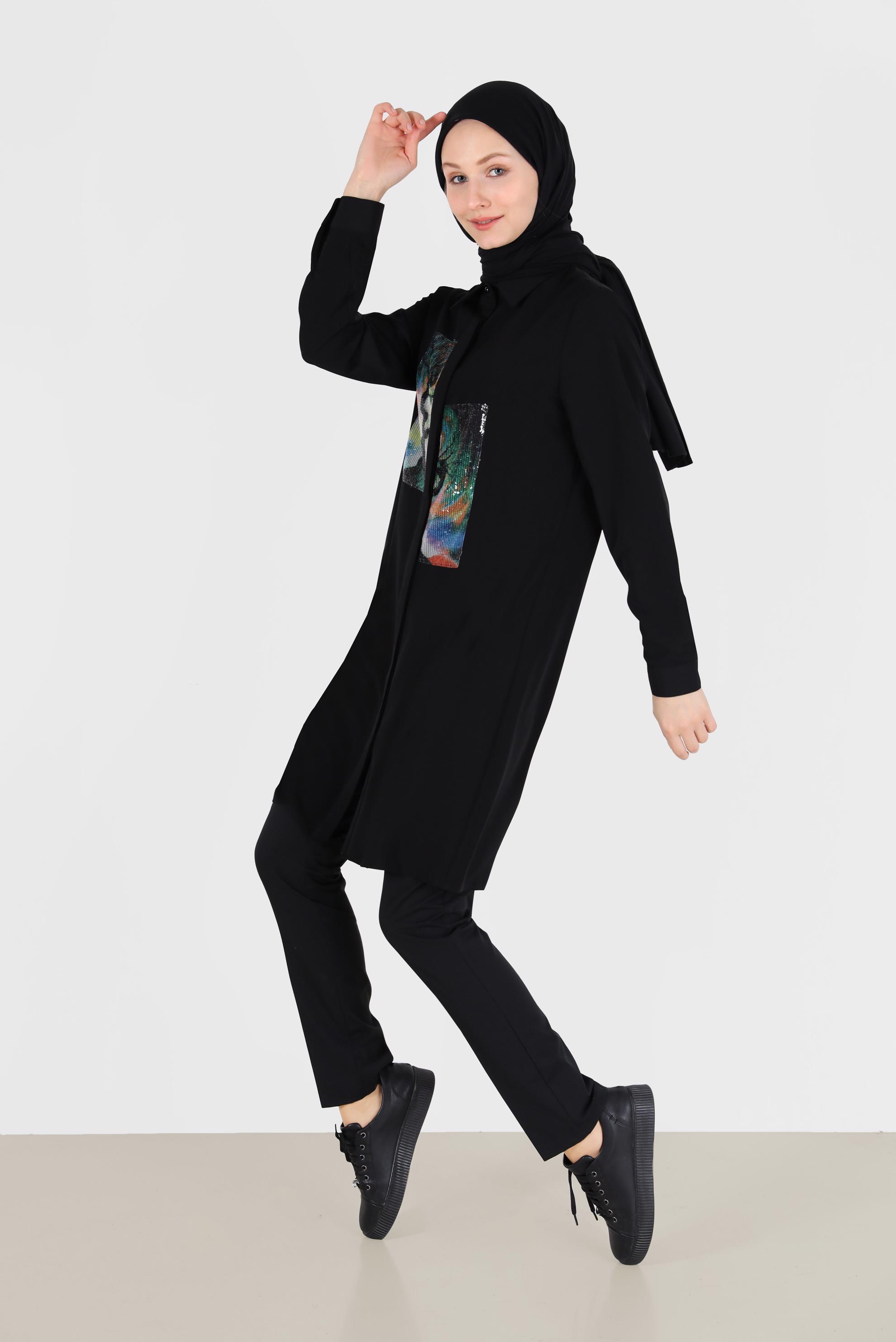 Tesettür giyim SİYAH PUL PAYET DETAYLI DESENLİ TUNİK 42399 