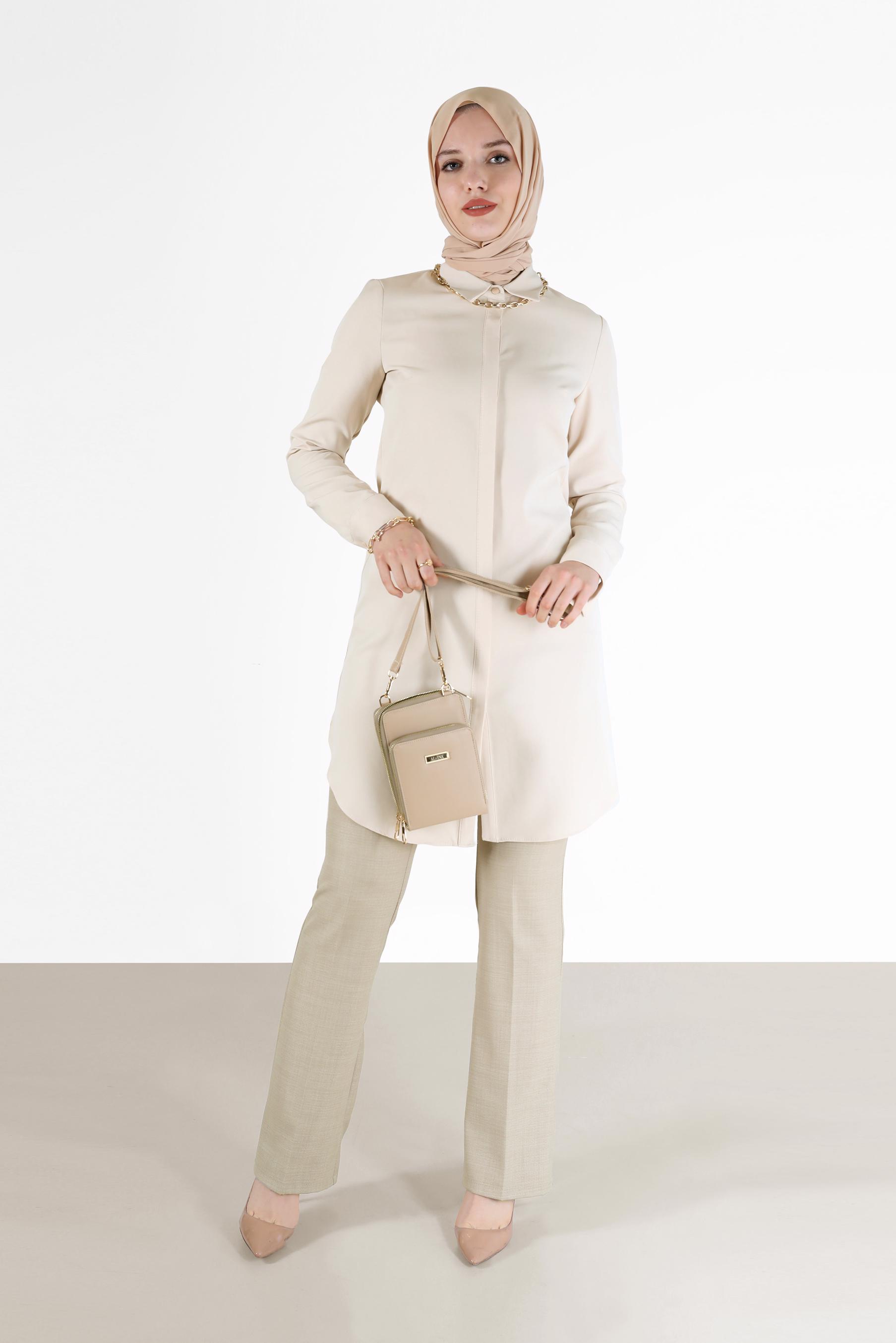 Tesettür giyim EKRU GİZLİ DÜĞMELİ BASIC TUNİK 42403 