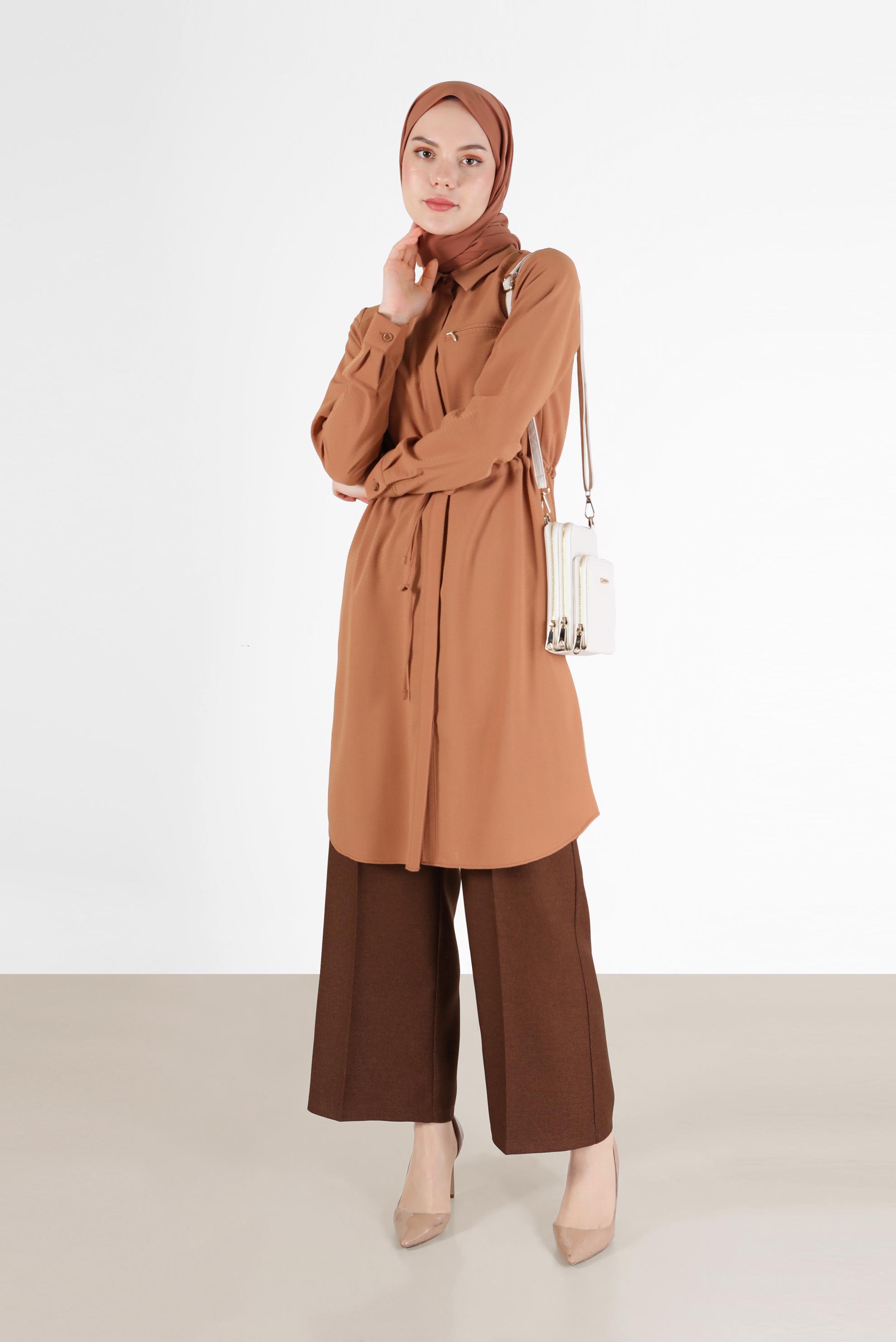 Tesettür giyim KAHVE BELİ BÜZGÜLÜ GİZLİ DÜĞMELİ TUNİK 42404 