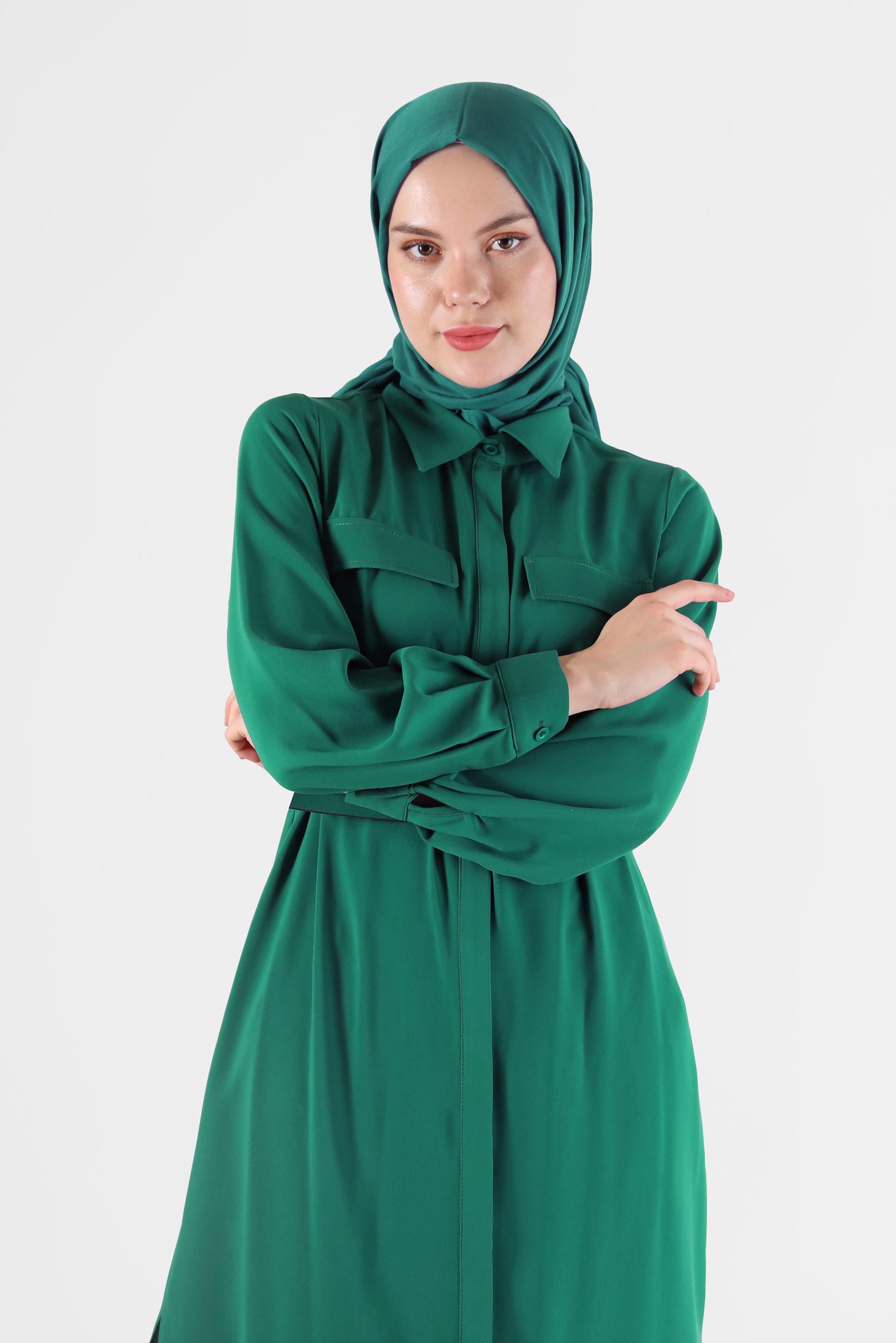 Tesettür giyim YEŞİL CEP DETAYLI KEMERLİ TUNİK 42405 