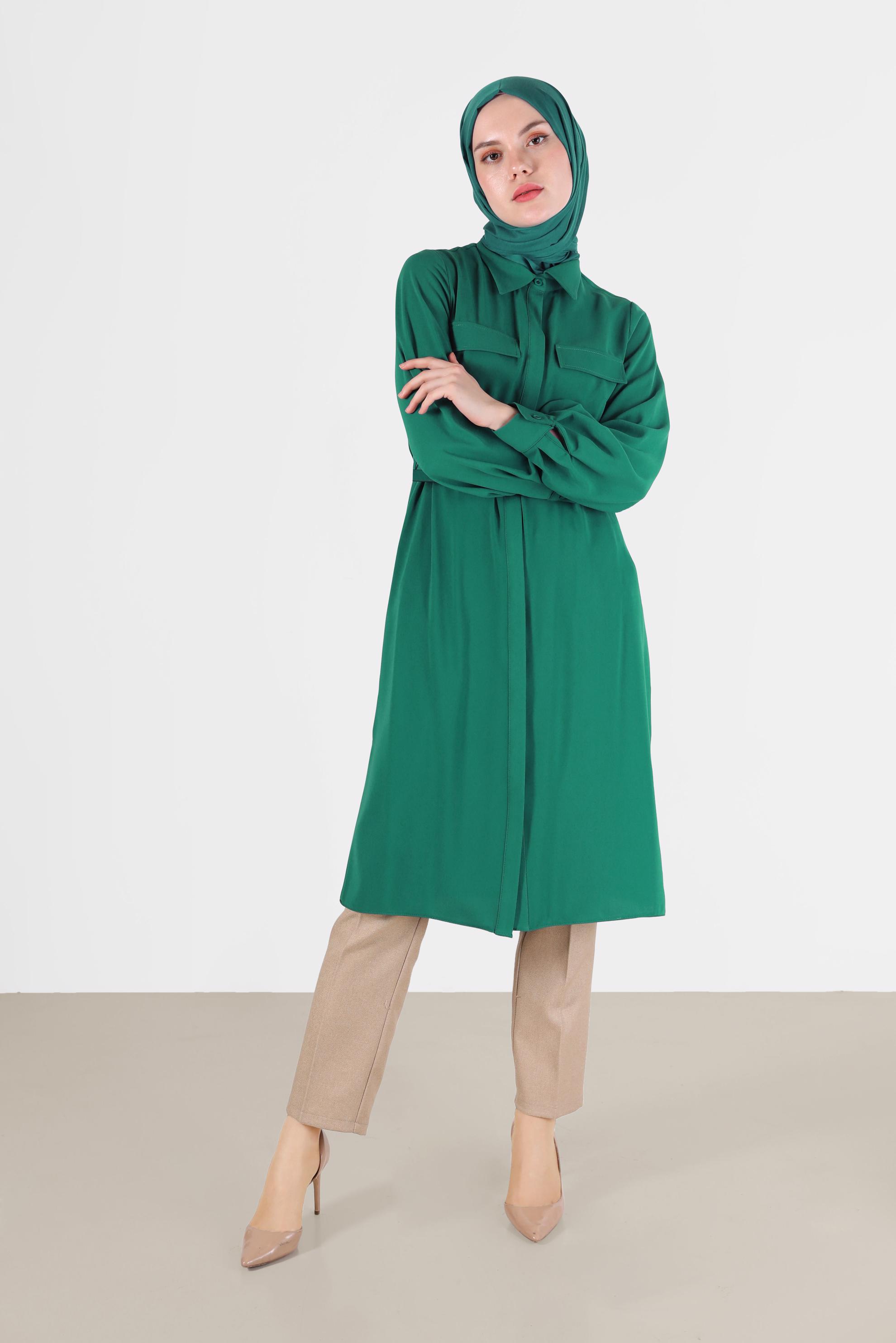 Tesettür giyim YEŞİL CEP DETAYLI KEMERLİ TUNİK 42405 