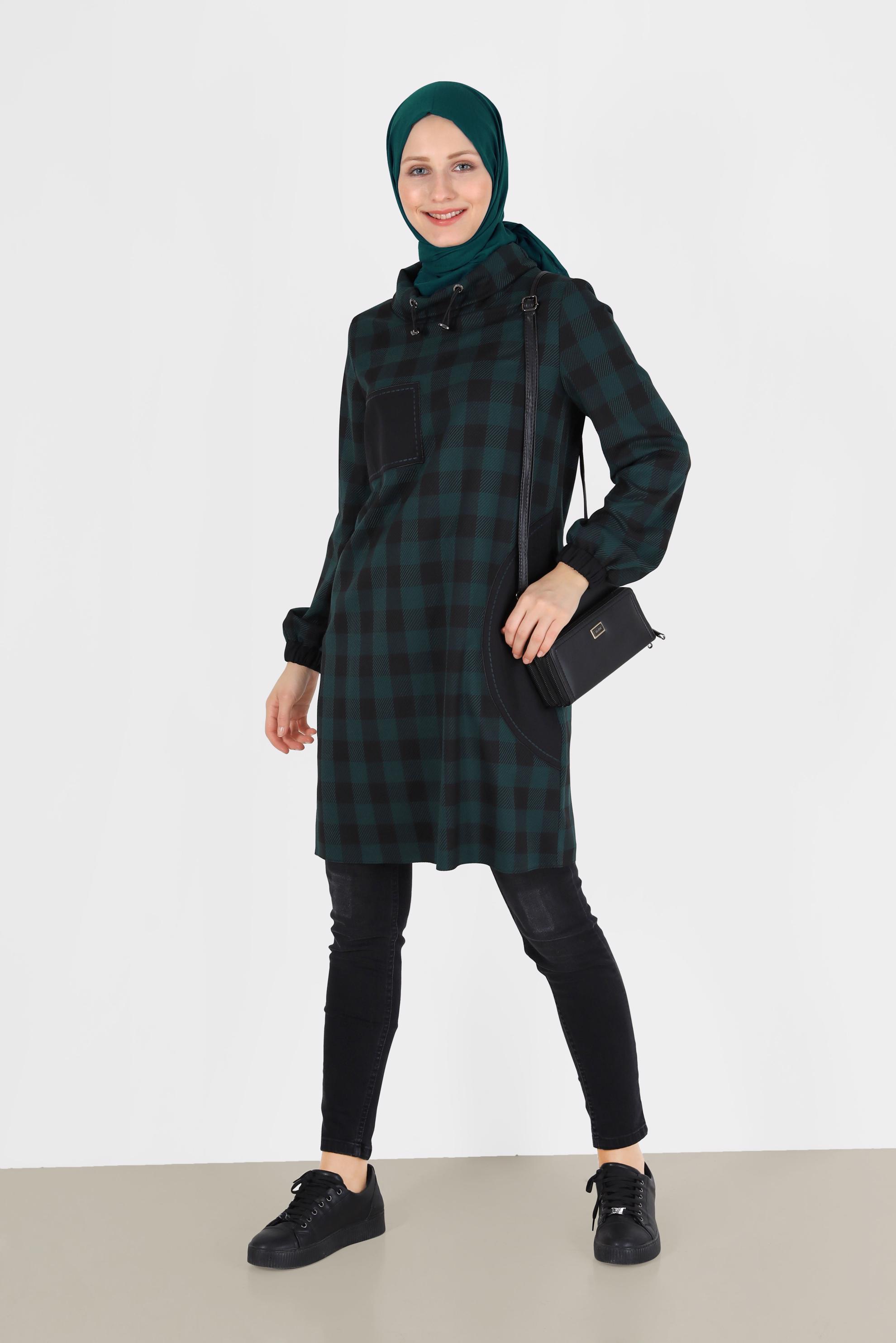 Tesettür giyim YEŞİL GEOMETRİK ŞEKİL DETAYLI EKOSE TUNİK 42424