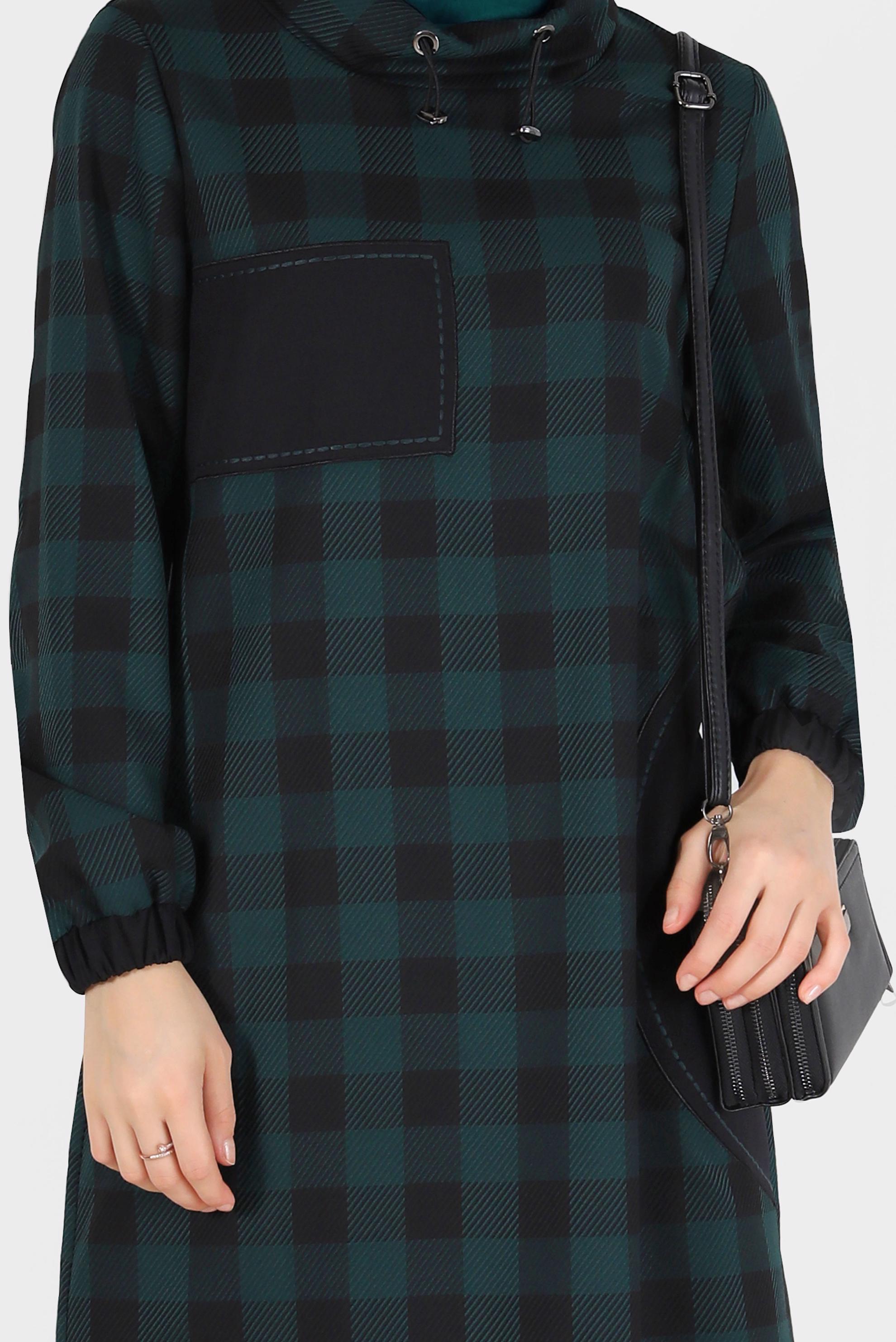 Tesettür giyim YEŞİL GEOMETRİK ŞEKİL DETAYLI EKOSE TUNİK 42424