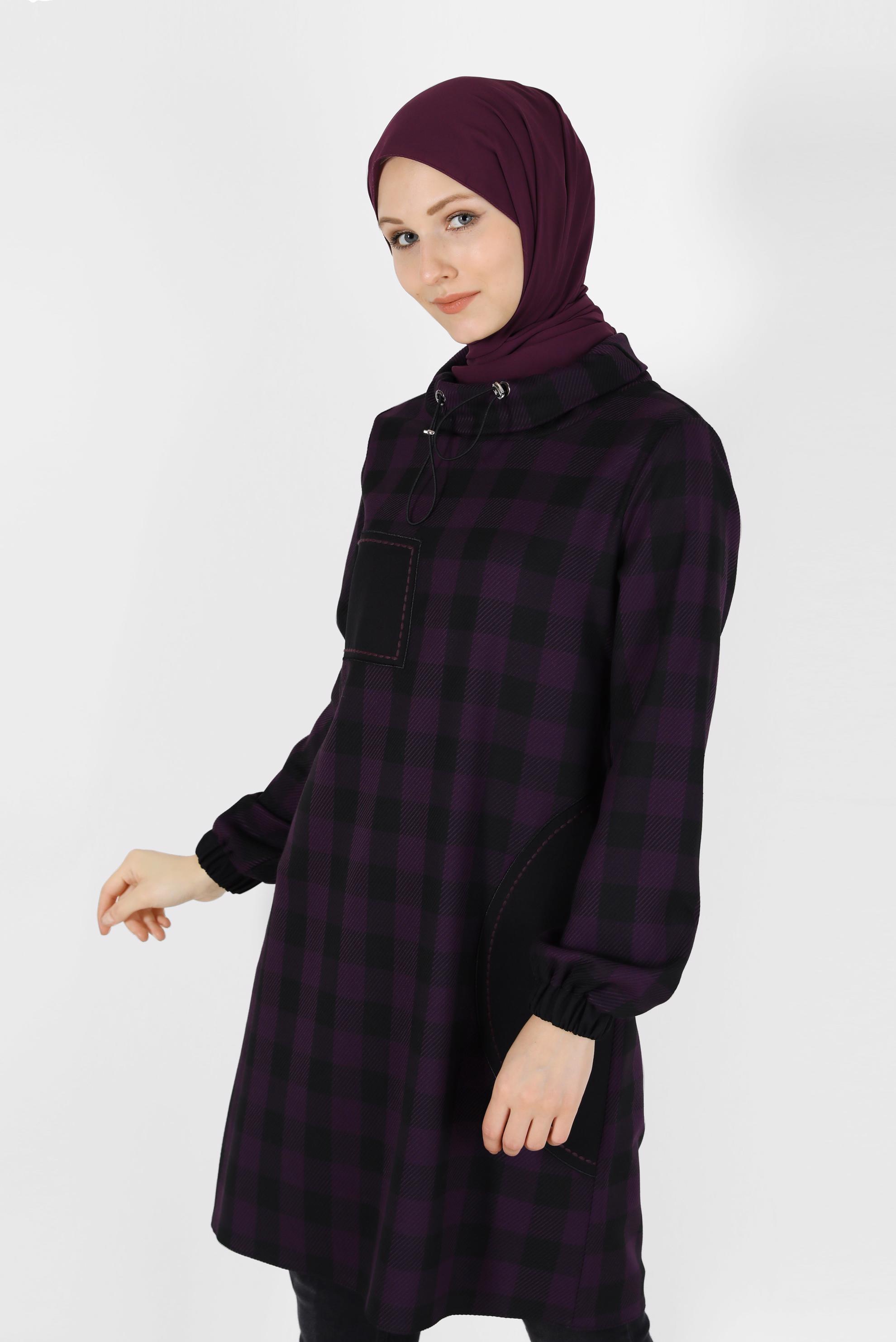 Tesettür giyim MOR GEOMETRİK ŞEKİL DETAYLI EKOSE TUNİK 42424