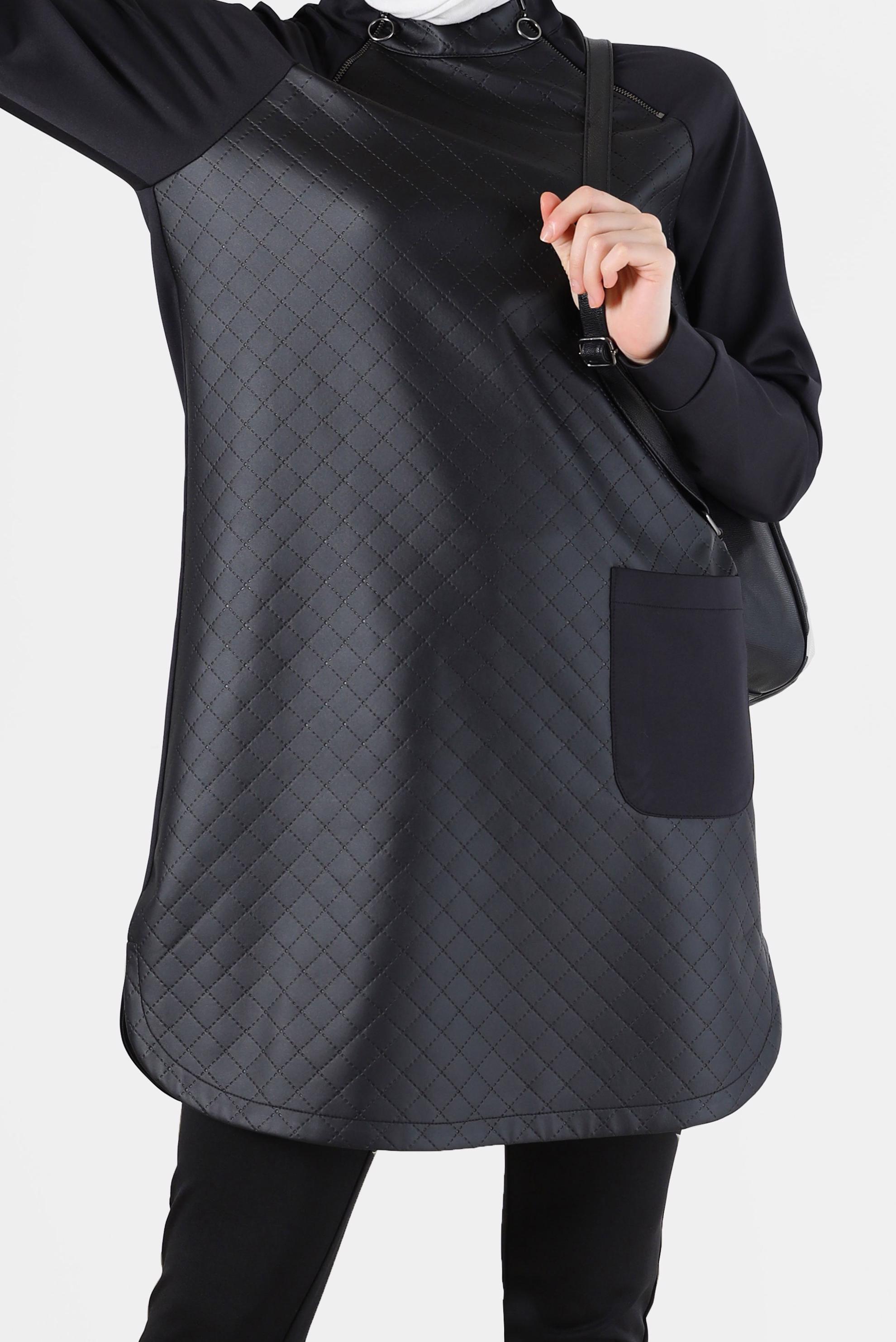 Tesettür giyim SİYAH DERİ KAPİTONE DETAYLI CEPLİ TUNİK 42427 