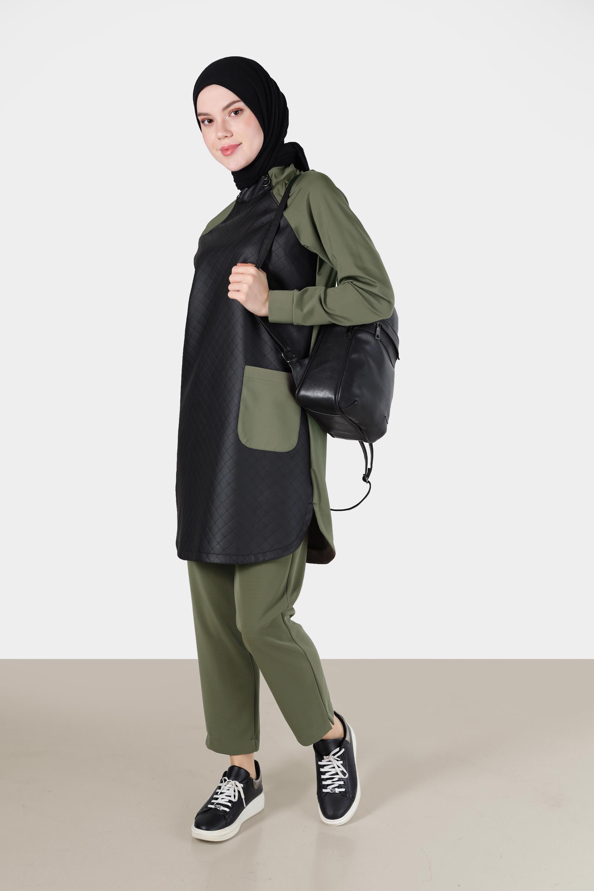 Tesettür giyim HAKİ DERİ KAPİTONE DETAYLI CEPLİ TUNİK 42427 