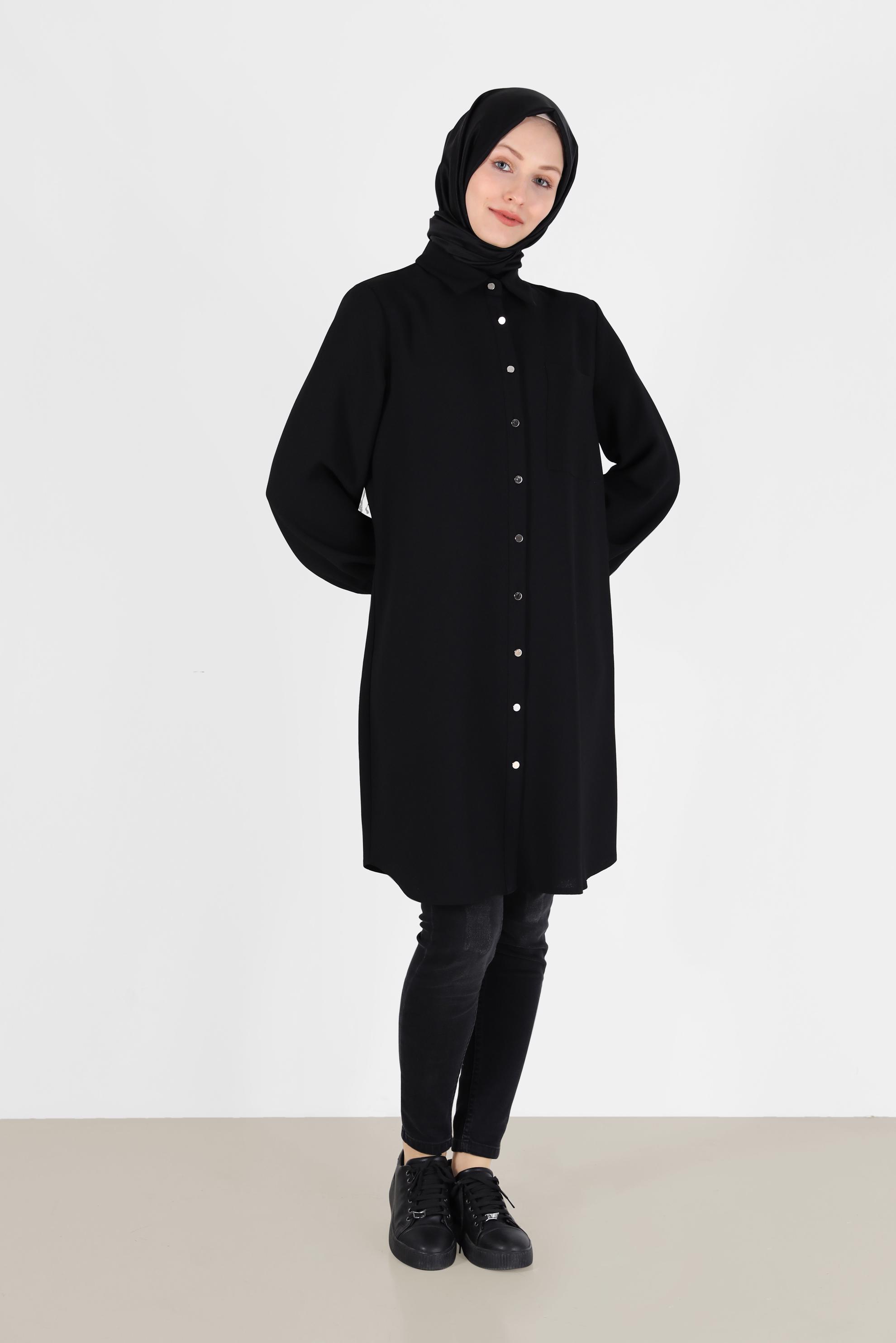 Tesettür giyim SİYAH BOYDAN DÜĞMELİ CEP DETAYLI TUNİK 42431 
