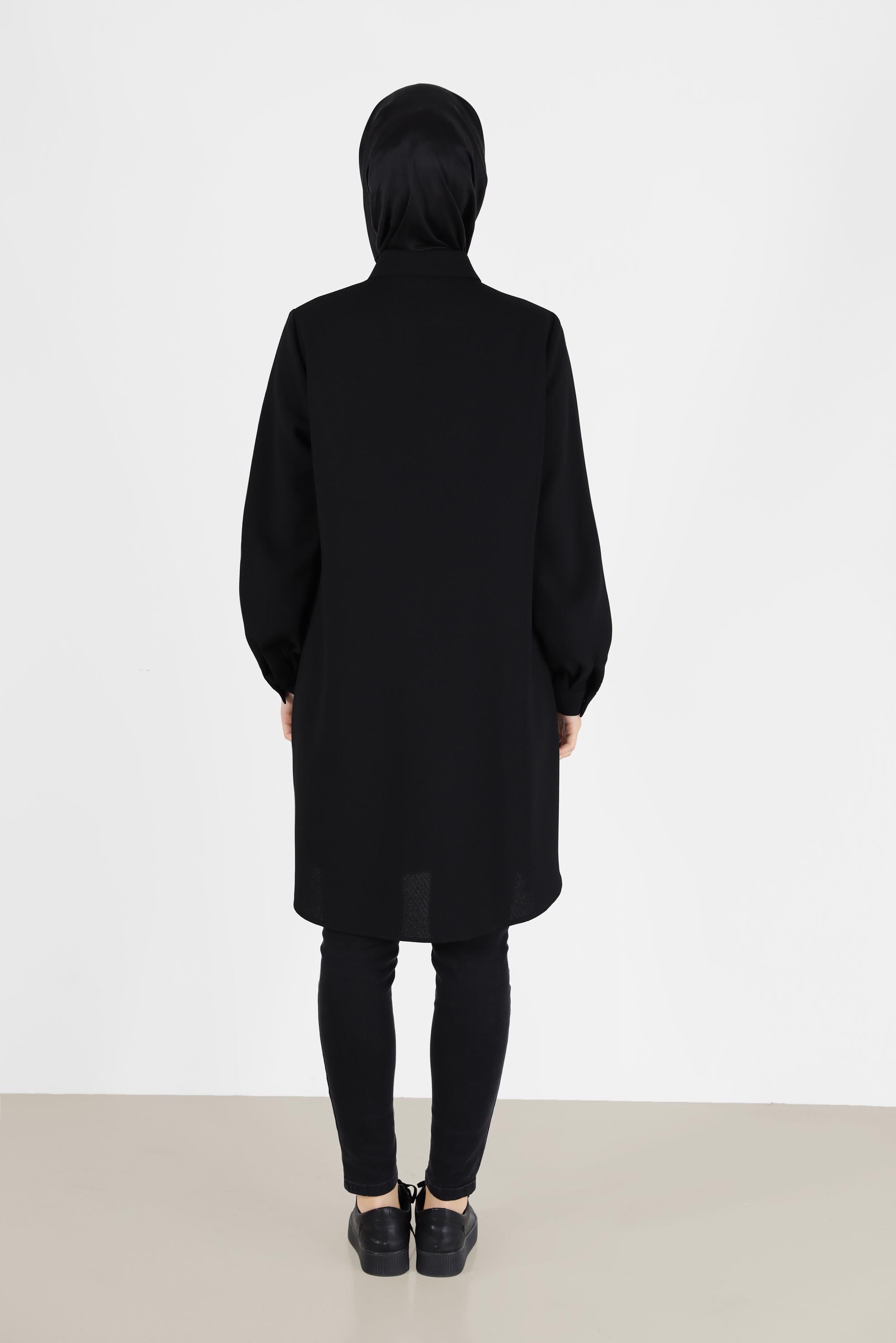 Tesettür giyim SİYAH BOYDAN DÜĞMELİ CEP DETAYLI TUNİK 42431 