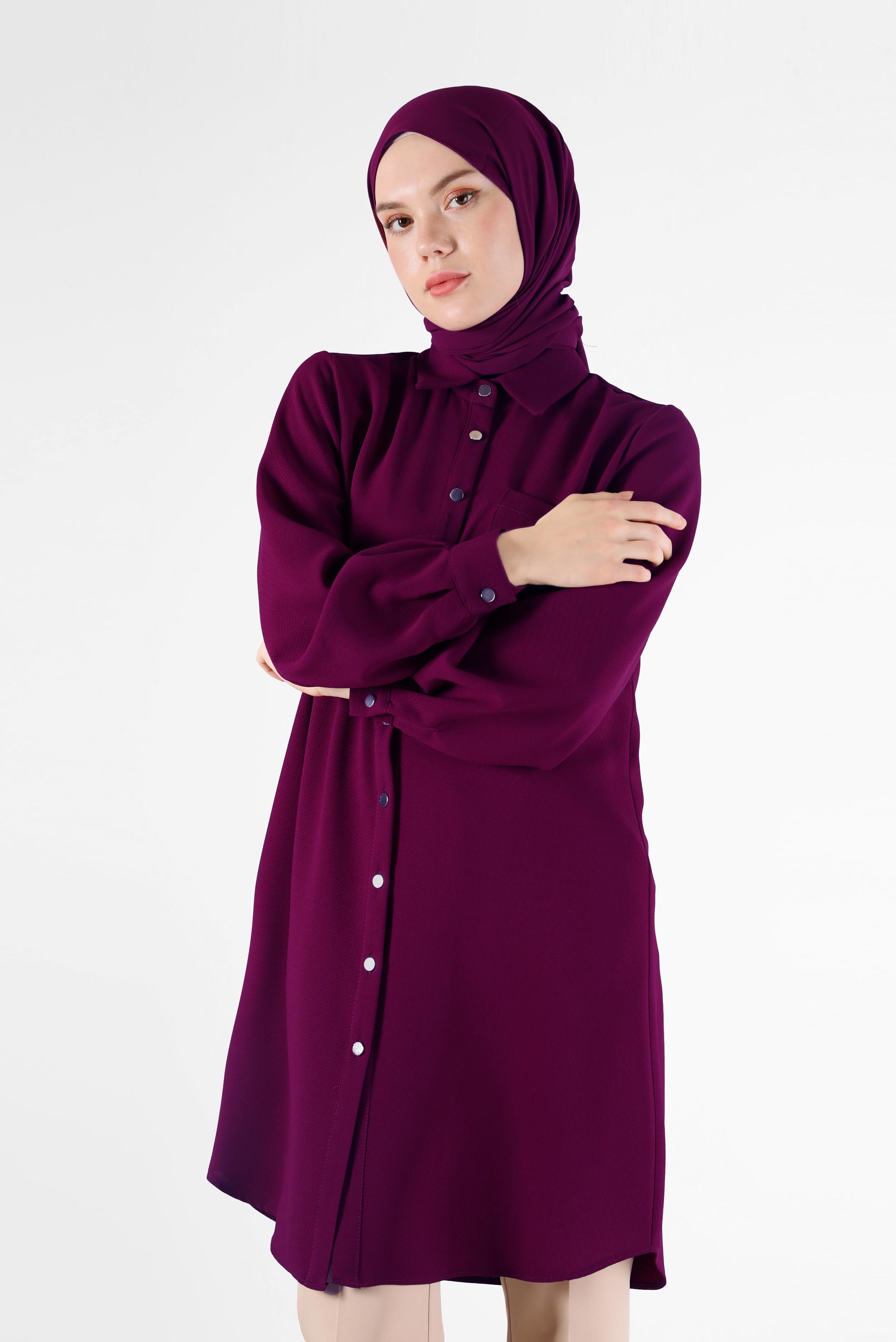 Tesettür giyim FUŞYA BOYDAN DÜĞMELİ CEP DETAYLI TUNİK 42431 