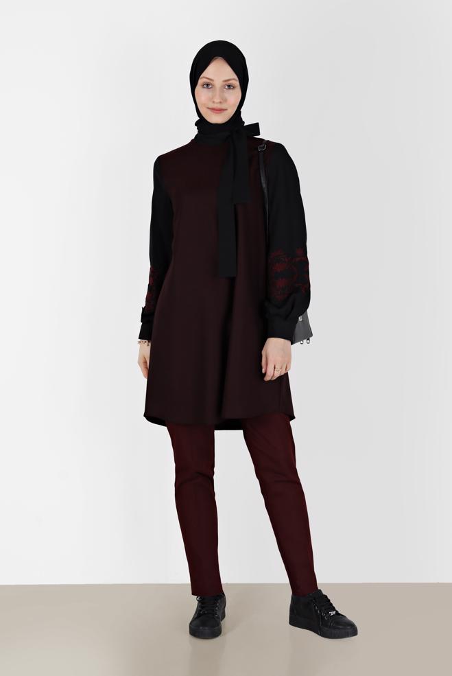 Tesettür giyim BORDO BAĞLAMA DETAYLI PÖTİKARE DESENLİ TUNİK 42443  - ALVİNA