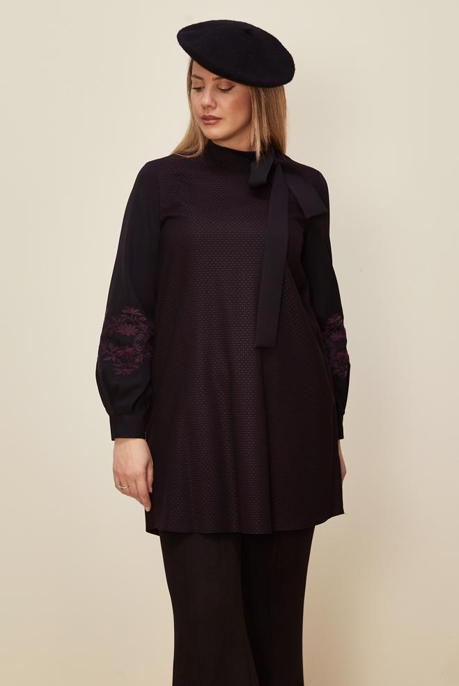 Tesettür giyim MÜRDÜM BAĞLAMA DETAYLI PÖTİKARE DESENLİ TUNİK 42443  - ALVİNA