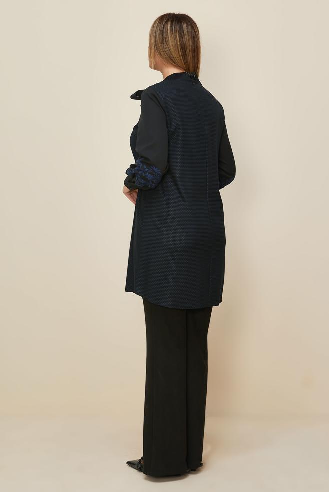 Tesettür giyim LACİVERT BAĞLAMA DETAYLI PÖTİKARE DESENLİ TUNİK 42443  - ALVİNA