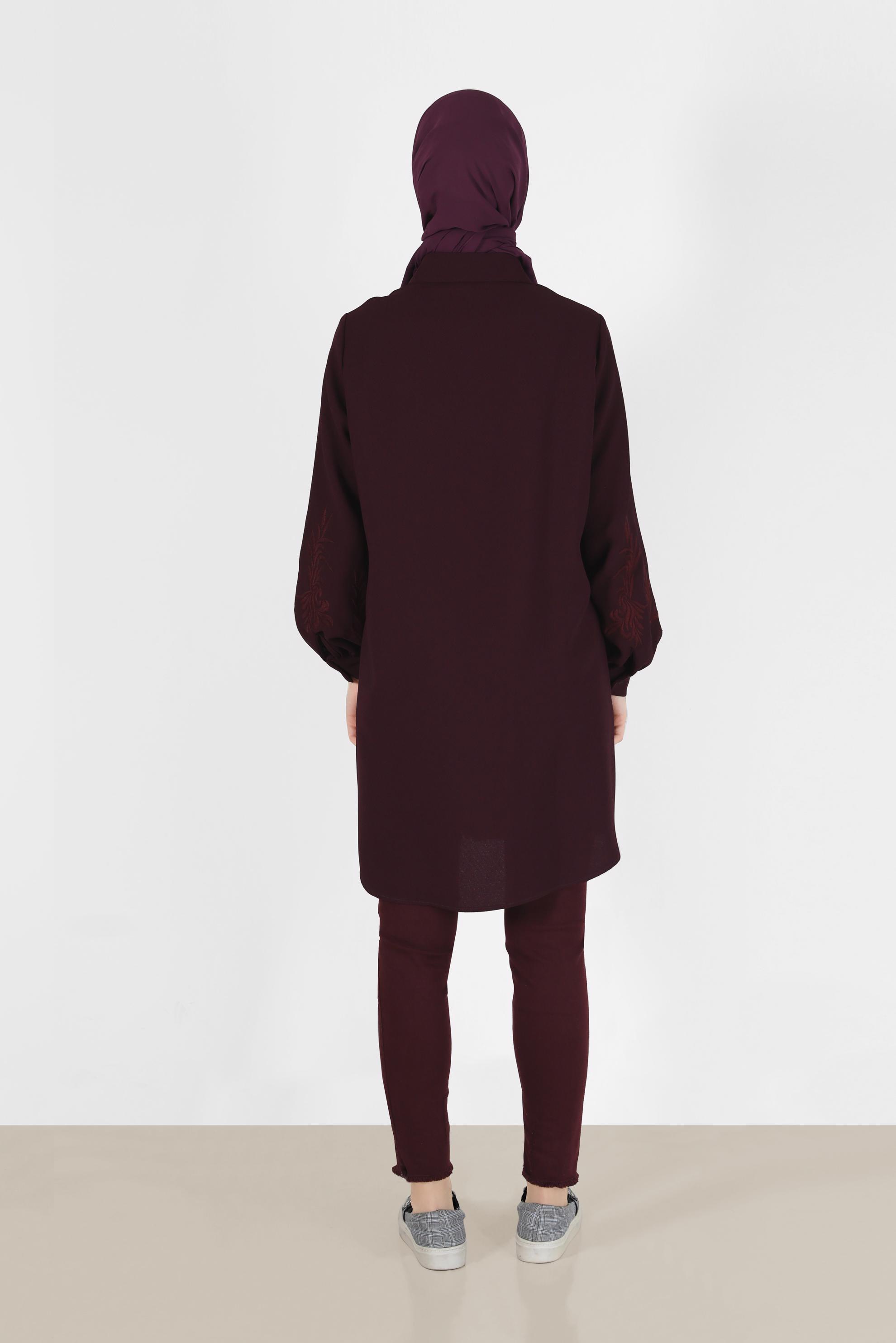 Tesettür giyim MÜRDÜM KOLLARI İŞLEME DETAYLI BOYDAN DÜĞMELİ TUNİK 42445