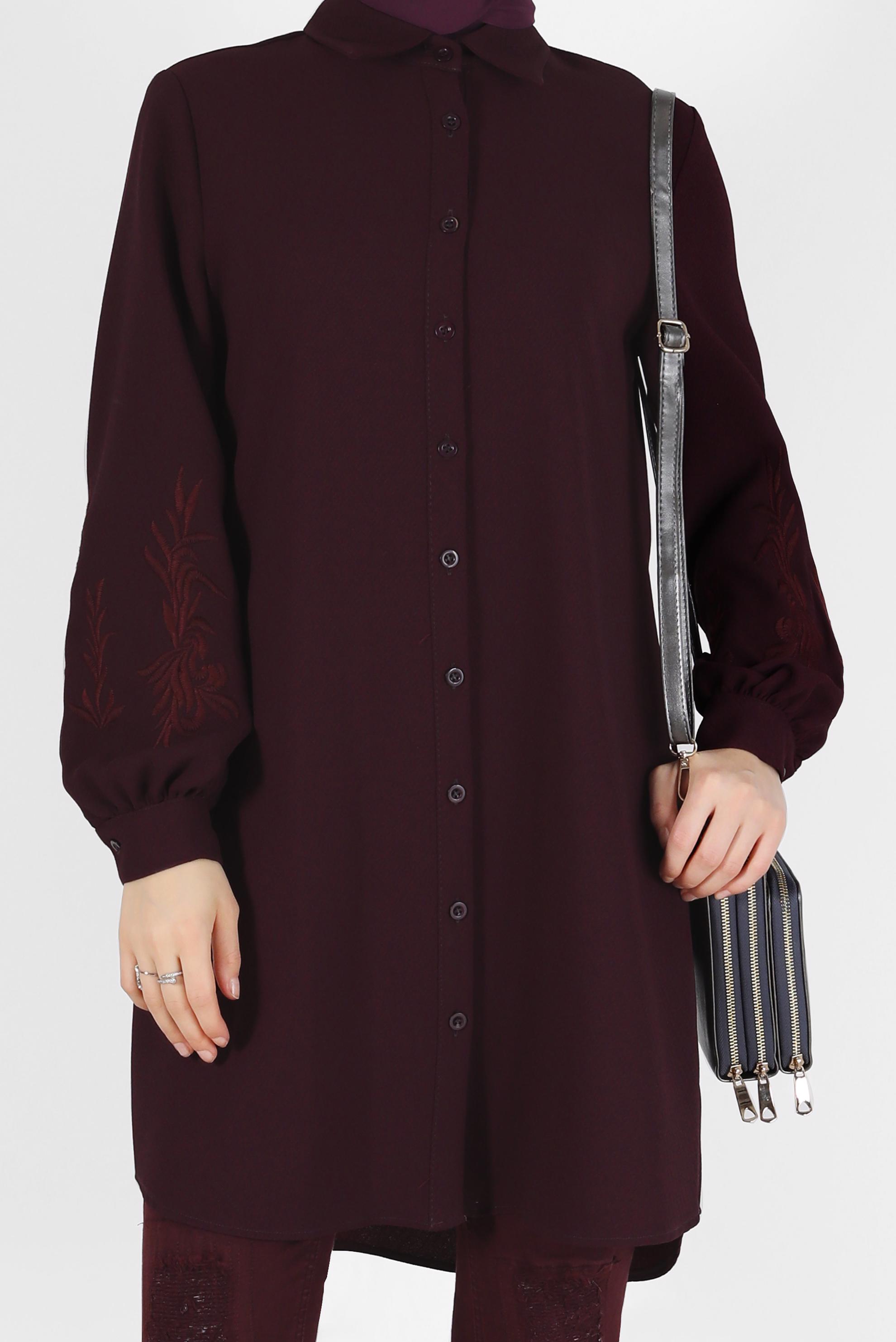 Tesettür giyim MÜRDÜM KOLLARI İŞLEME DETAYLI BOYDAN DÜĞMELİ TUNİK 42445