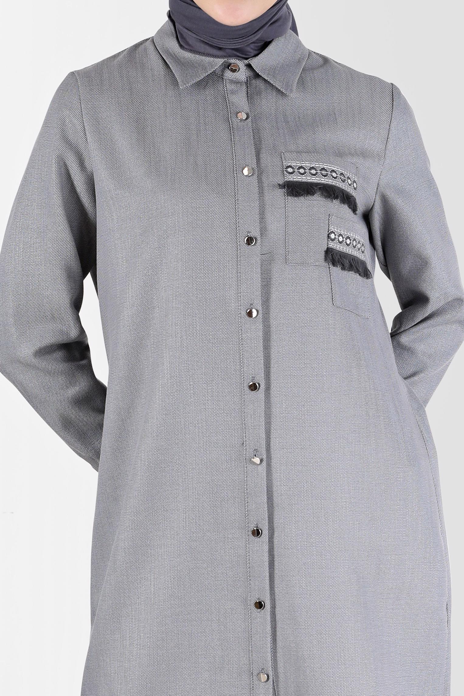 Tesettür giyim GRİ PÜSKÜL DETAYLI BOYDAN DÜĞMELİ TUNİK 42446 