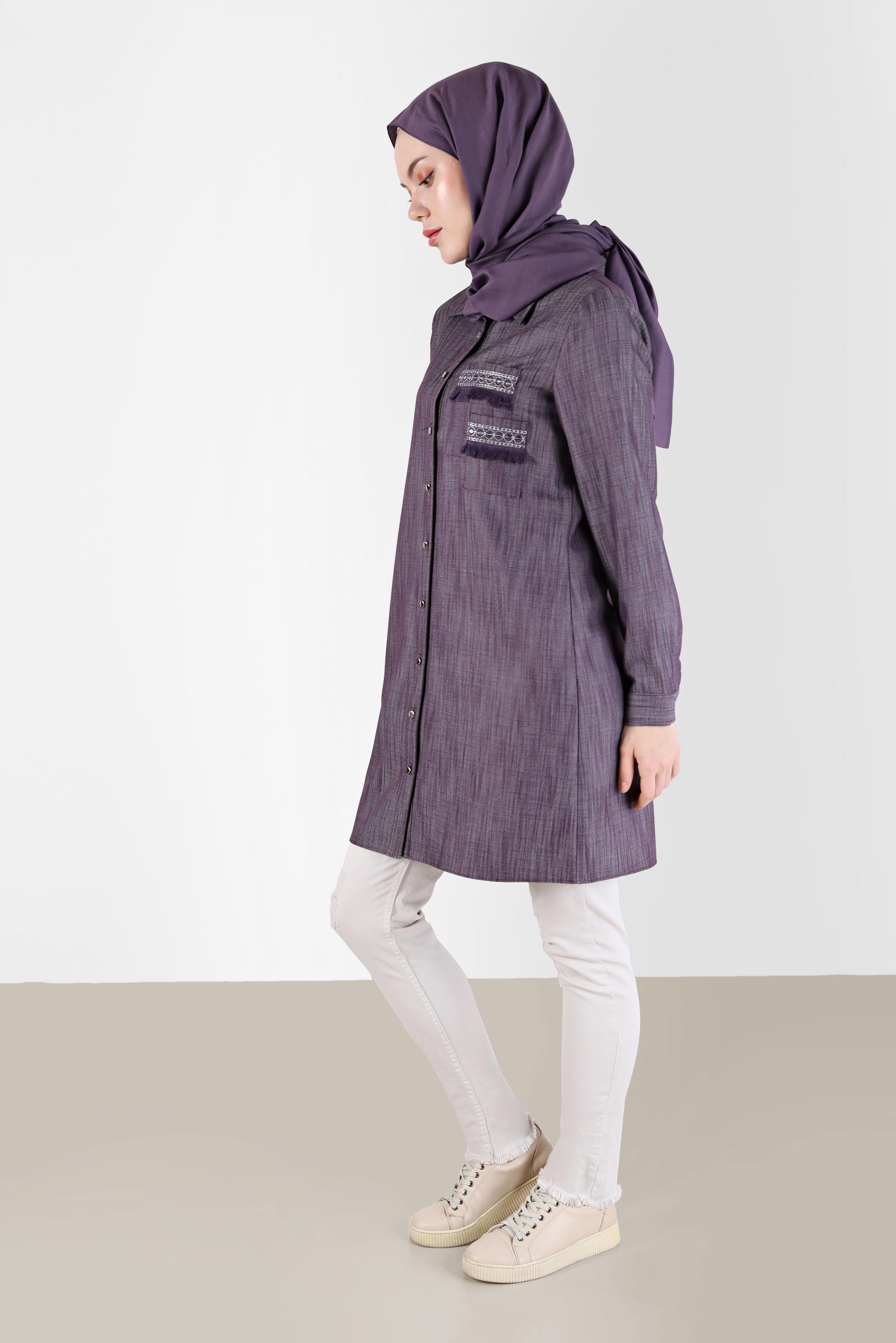 Tesettür giyim MÜRDÜM PÜSKÜL DETAYLI BOYDAN DÜĞMELİ TUNİK 42446 