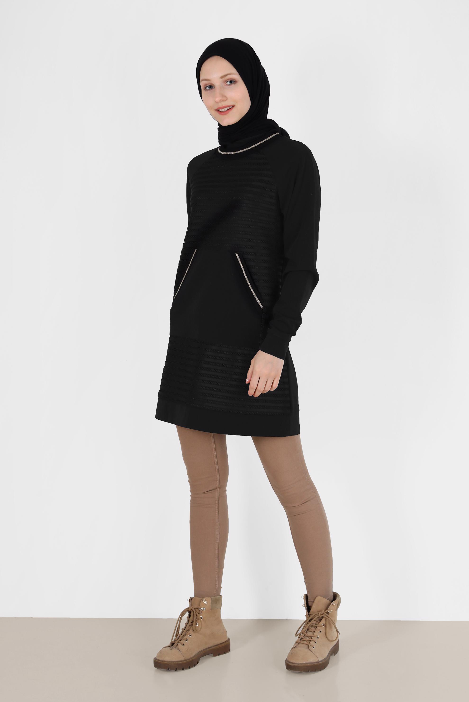 Tesettür giyim SİYAH ŞERİT DETAYLI CEPLİ TUNİK 42453 