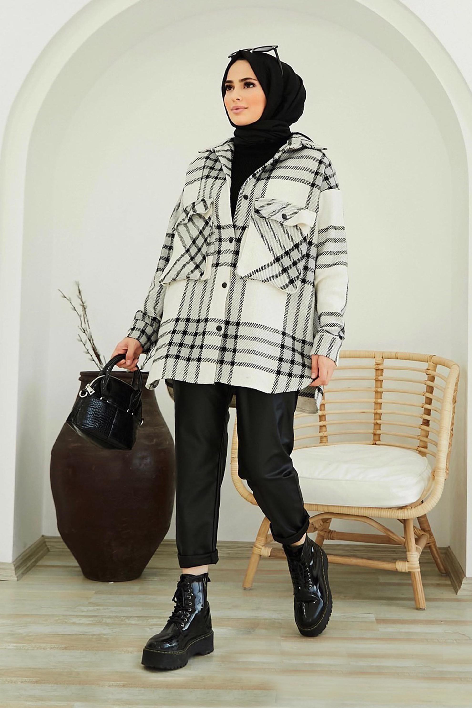 Tesettür giyim SİYAH CEP DETAYLI EKOSE TUNİK 42469 