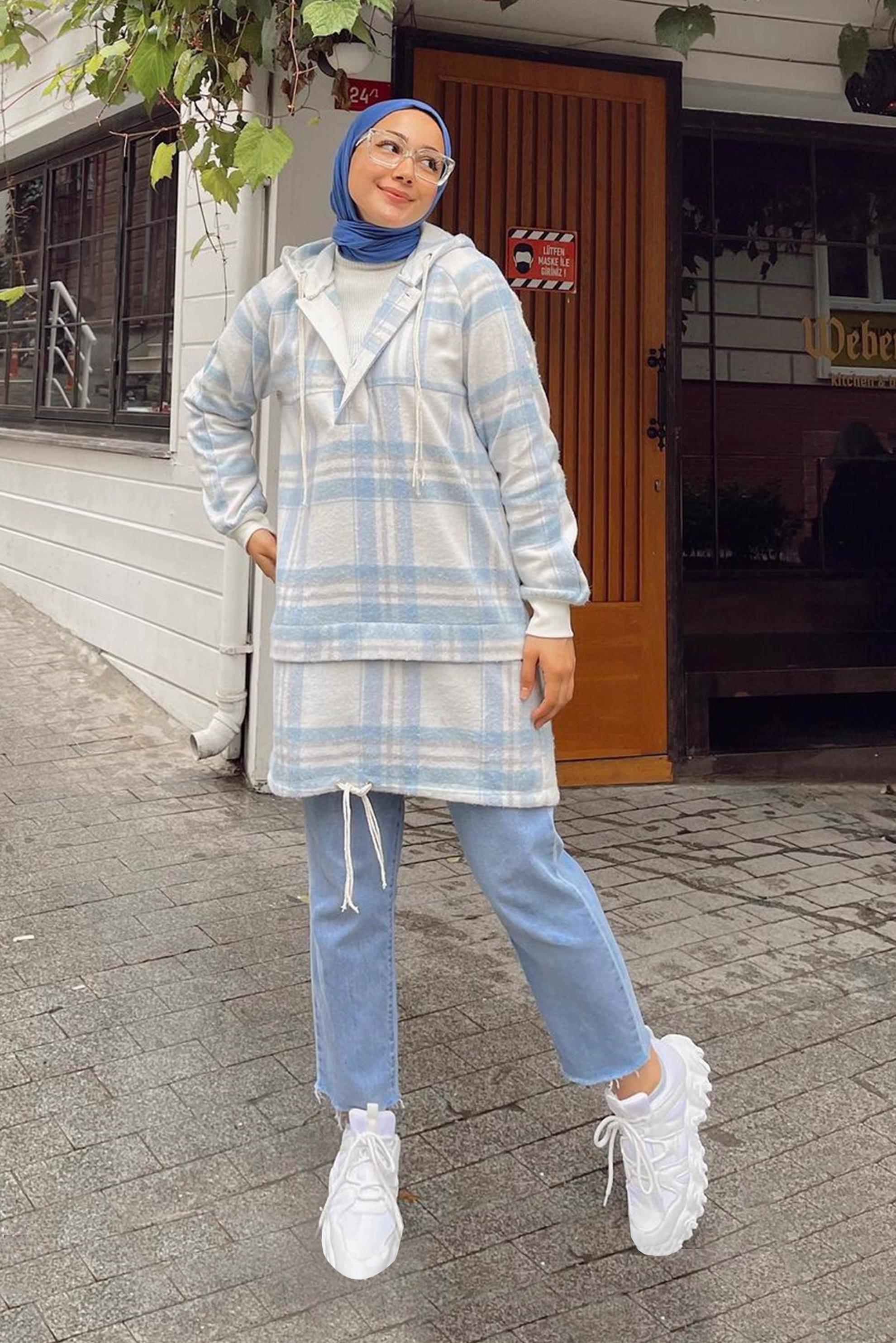 Tesettür giyim MAVİ ETEK UCU BÜZGÜLÜ KAPÜŞONLU EKOSE TUNİK 42476 