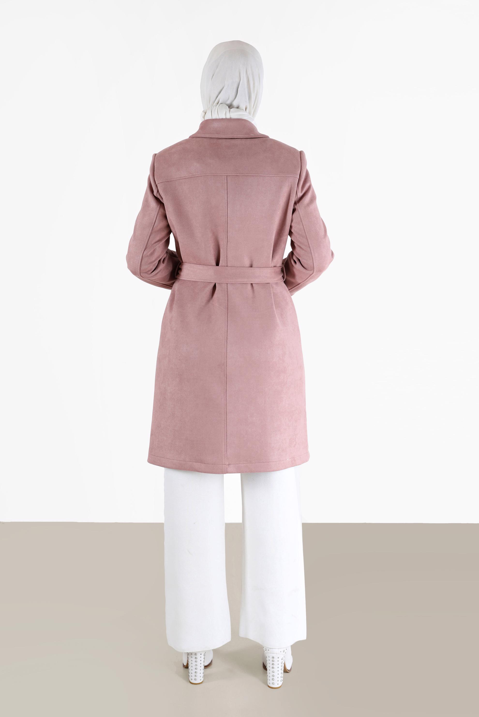 Tesettür giyim PUDRA ZIMBA DETAYLI KUŞAKLI SÜET TRENÇKOT 10457	