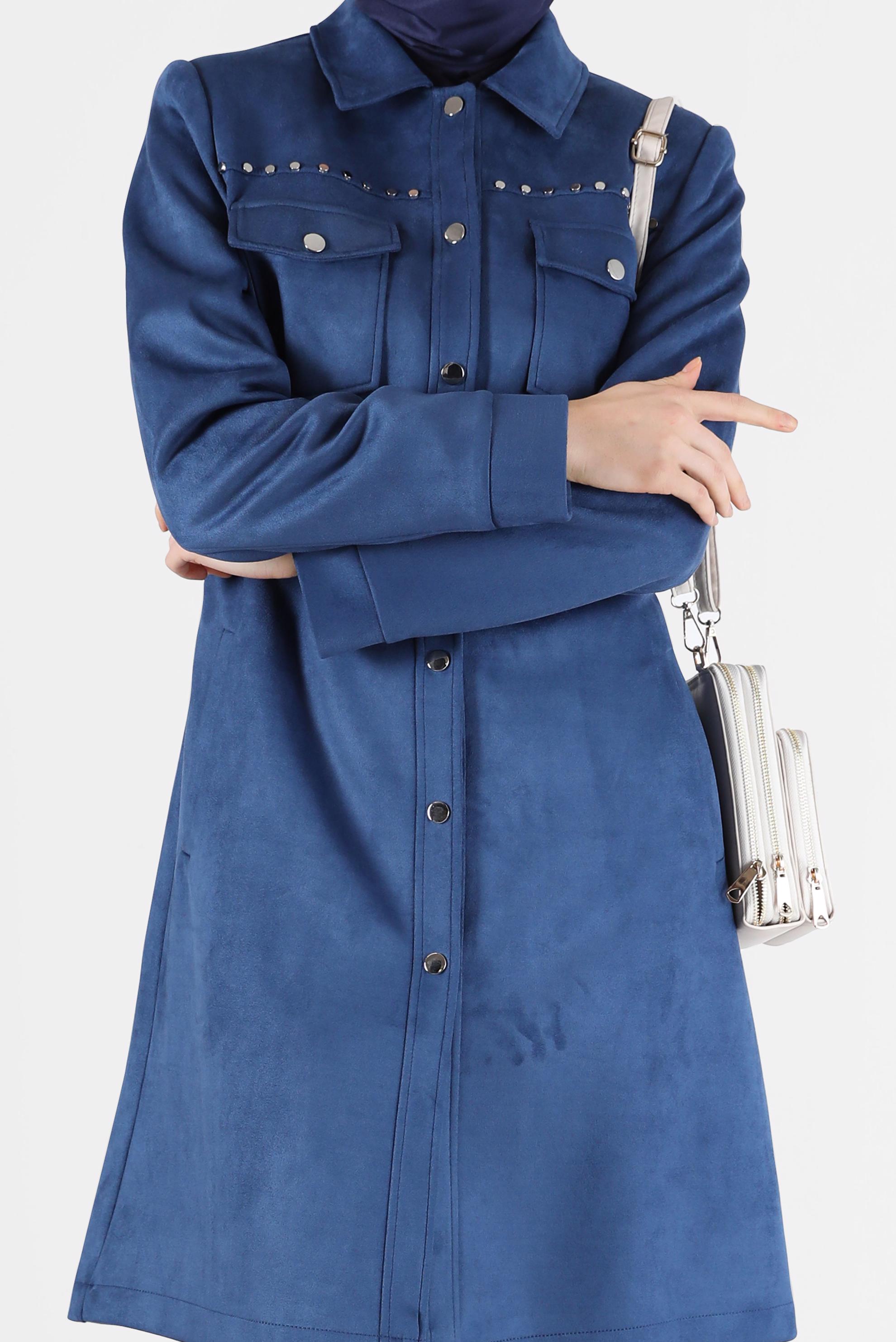 Vêtements hijab BLEU MARINE TRENCH-COAT EN DAIM AVEC CEINTURE ET CLOUS 10457