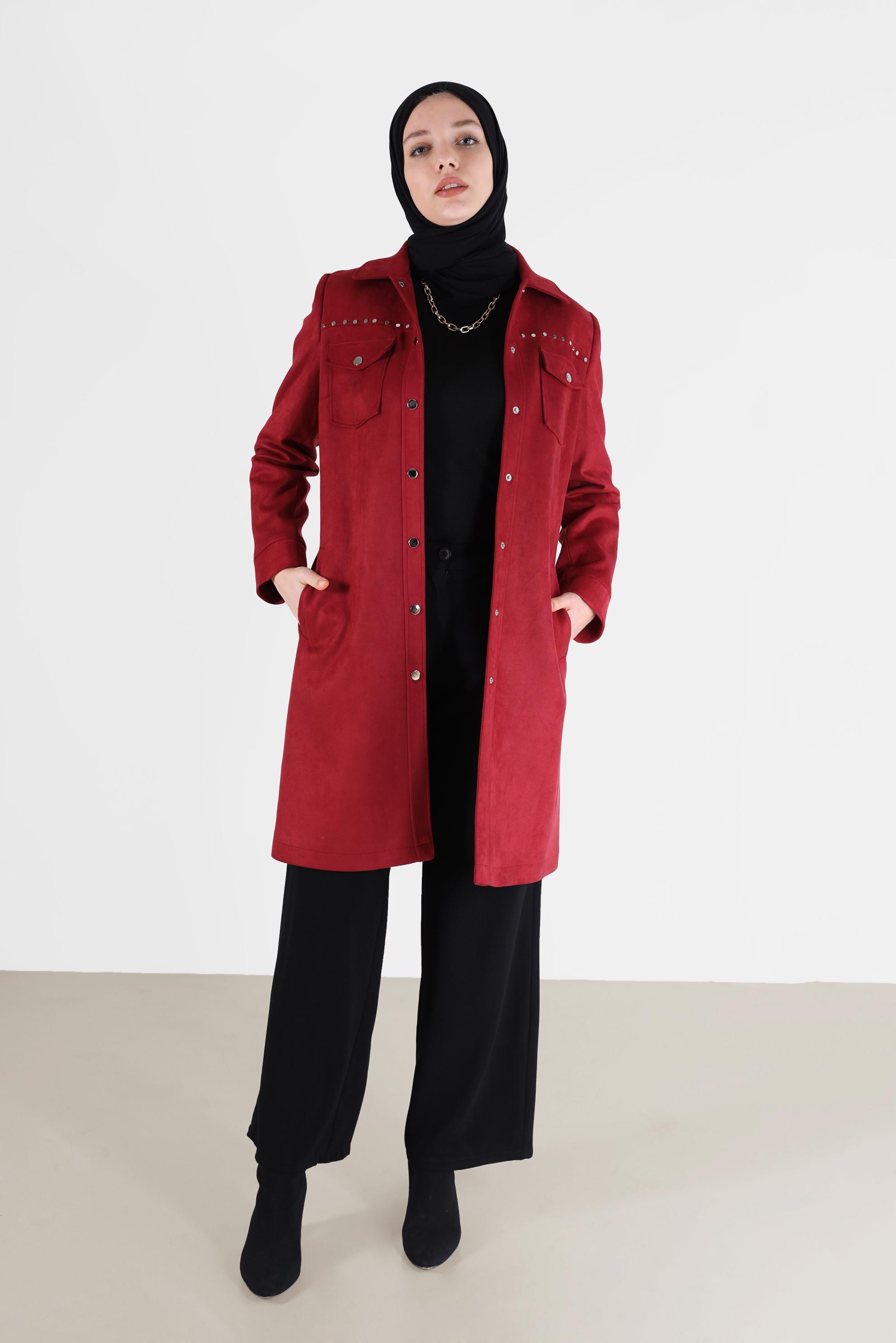 Vêtements hijab ROUGE BORDEAUX TRENCH-COAT EN DAIM AVEC CEINTURE ET CLOUS 10457