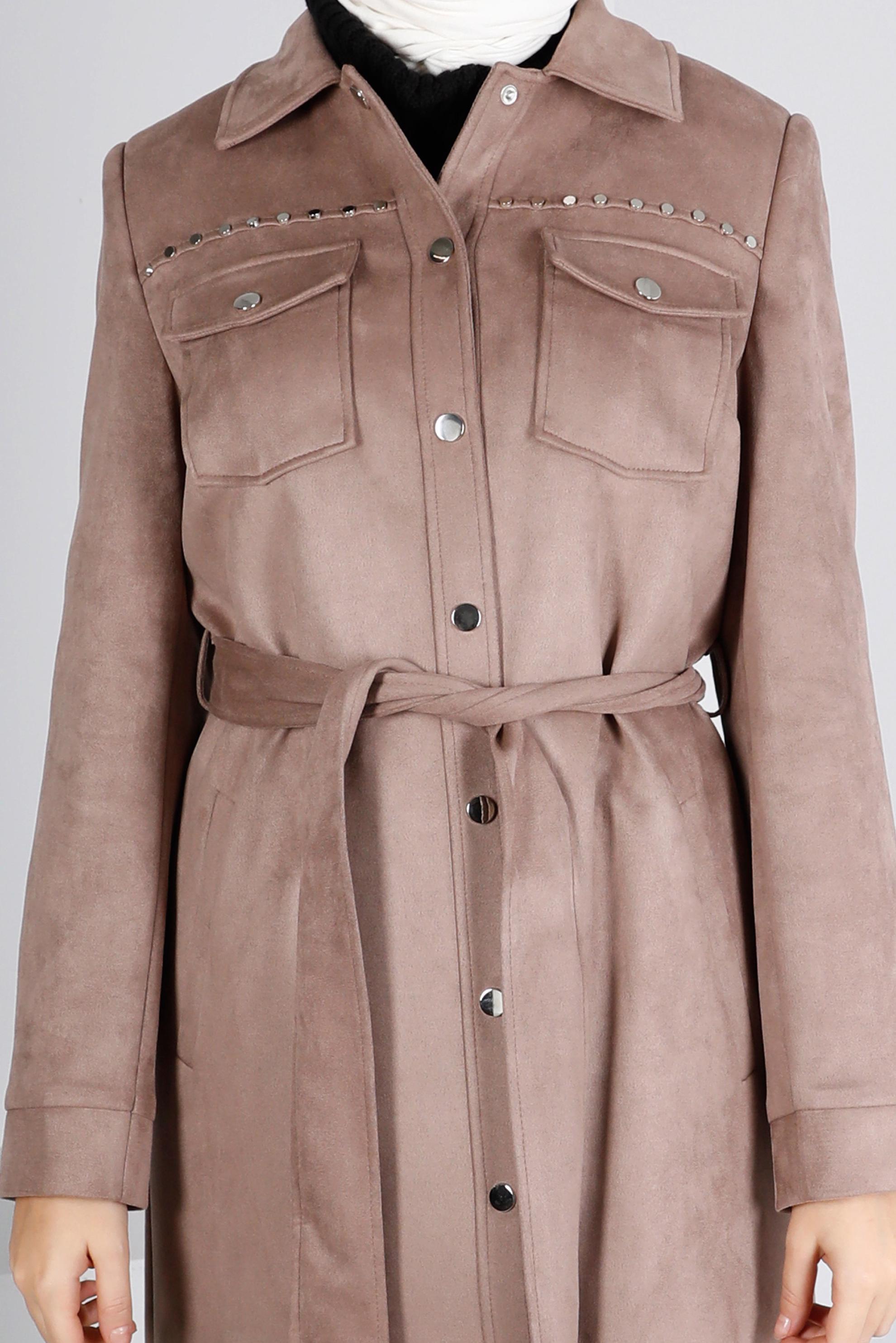 Tesettür giyim VİZON ZIMBA DETAYLI KUŞAKLI SÜET TRENÇKOT 10457	