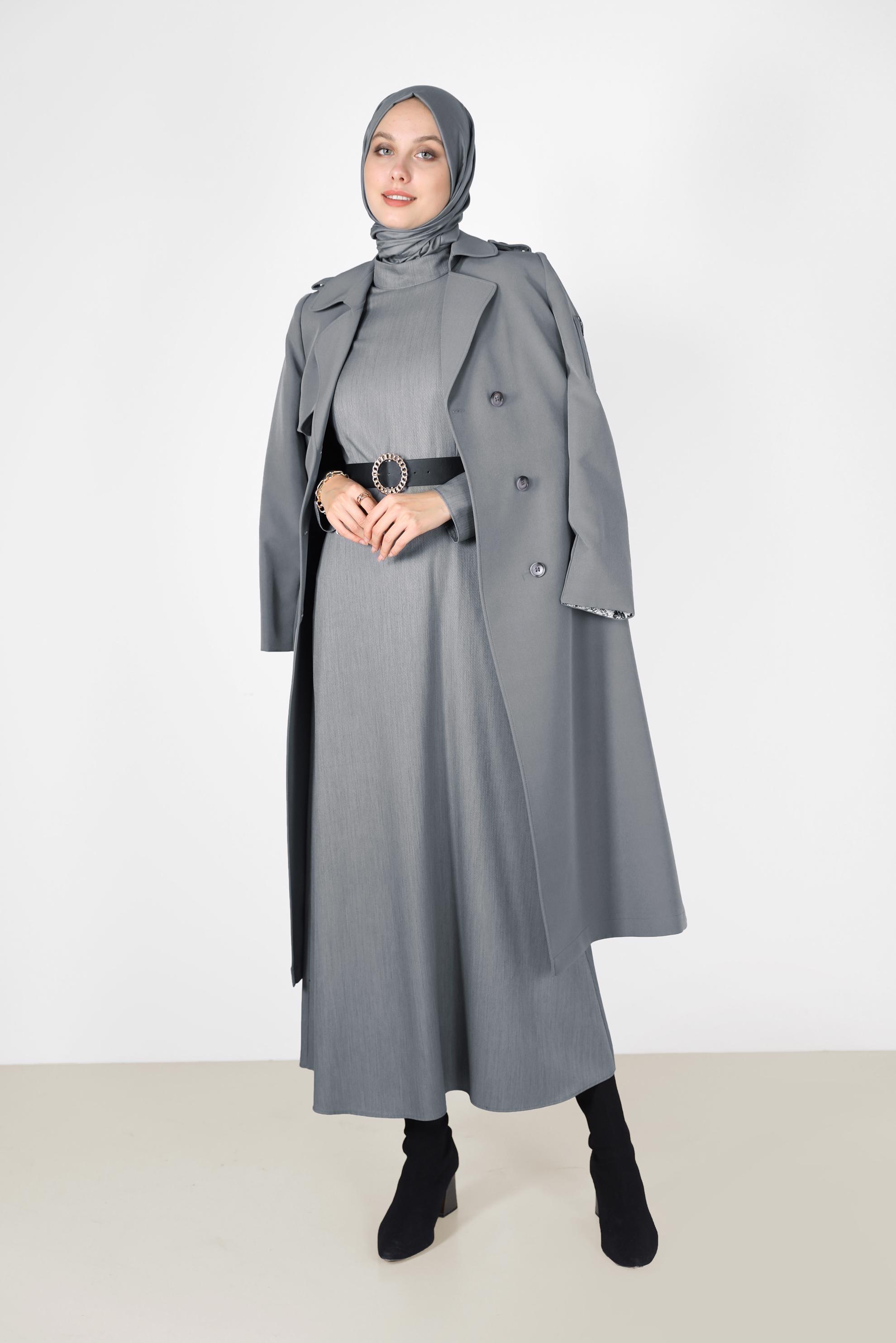 Tesettür giyim GRİ KRUVAZE YAKA DÜĞMELİ TRENÇKOT 10461 