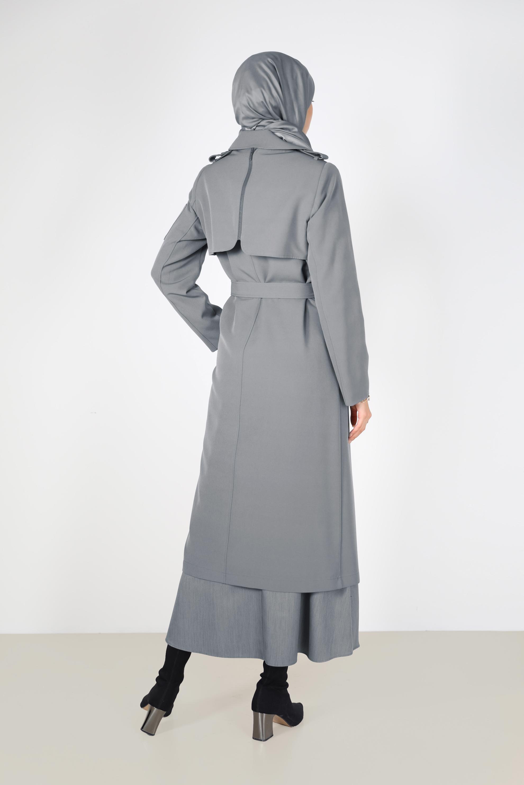 Tesettür giyim GRİ KRUVAZE YAKA DÜĞMELİ TRENÇKOT 10461 