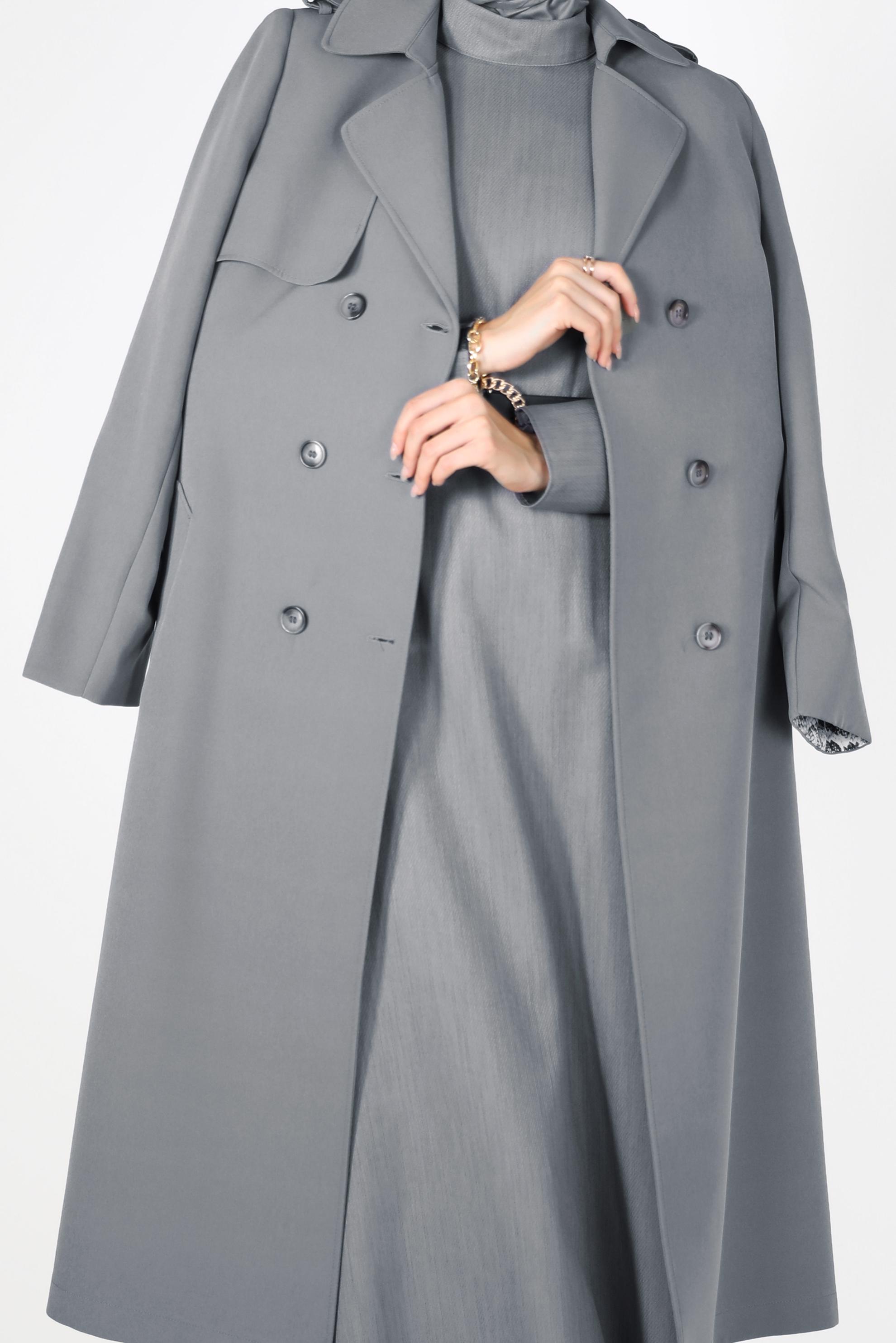 Tesettür giyim GRİ KRUVAZE YAKA DÜĞMELİ TRENÇKOT 10461 