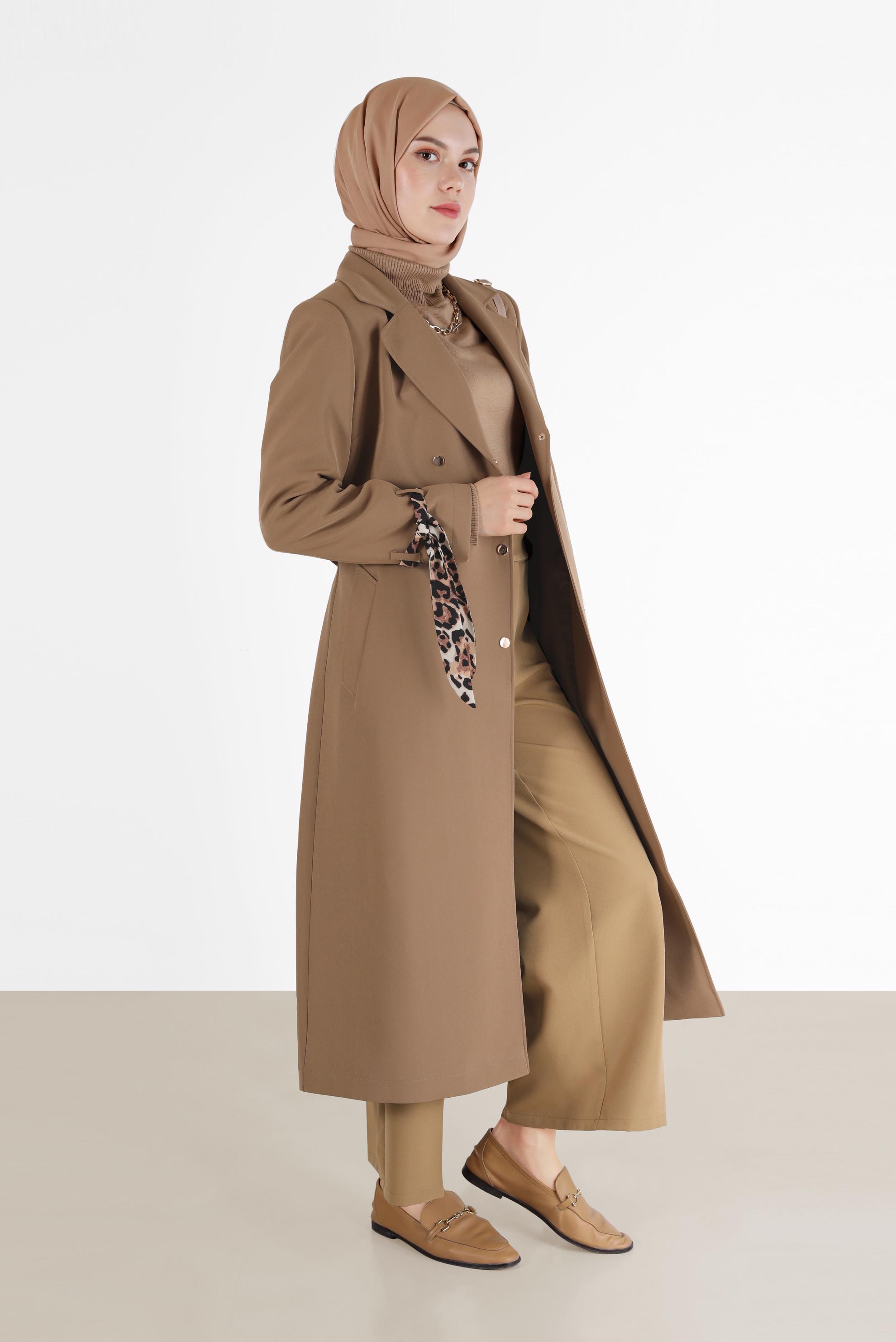 Vêtements hijab BEIGE TRENCH-COAT À COL CLASSIQUE DÉTAIL LÉOPARD 10477