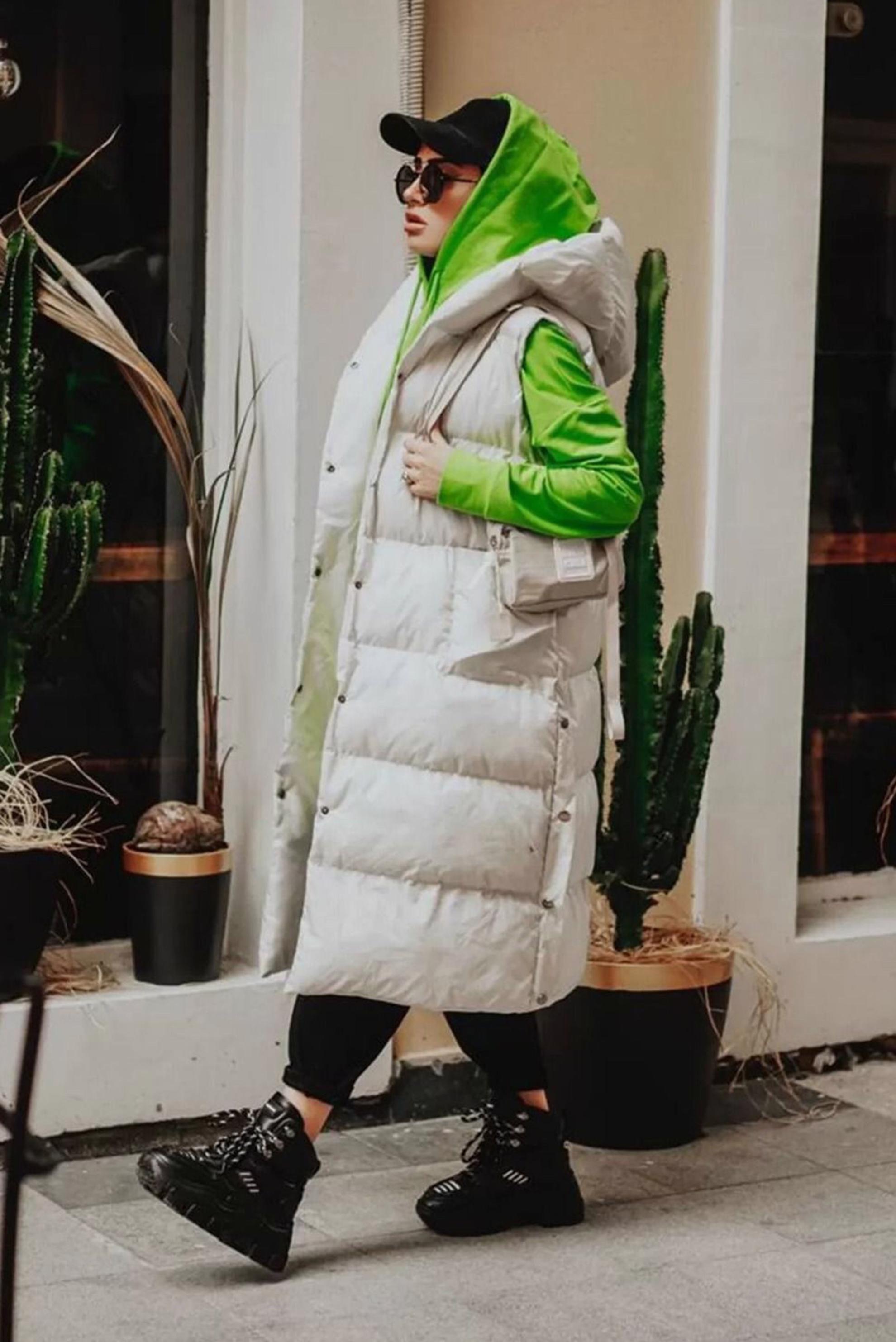 Tesettür giyim EKRU CEPLİ ÇITÇITLI ŞİŞME YELEK 42482 