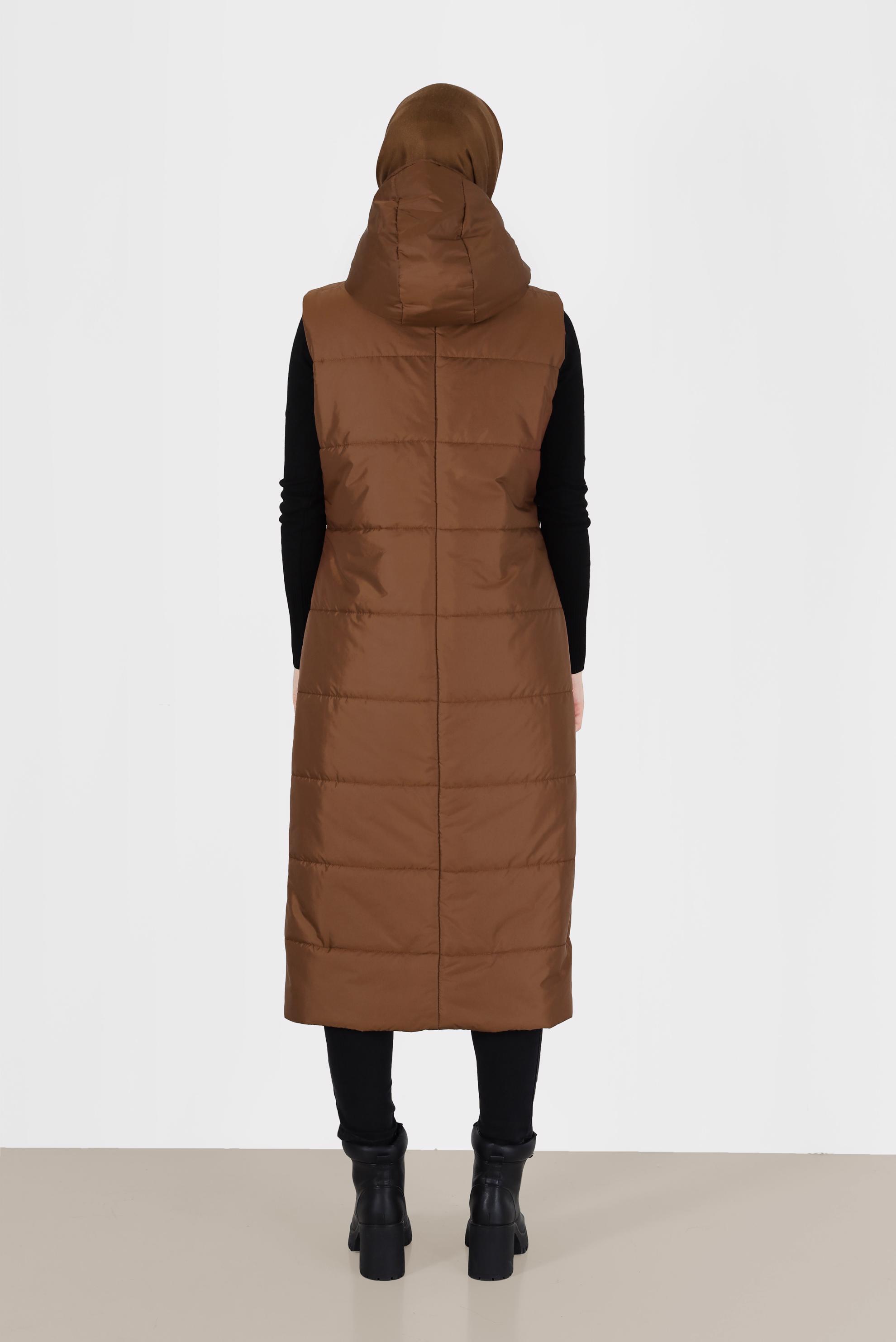 Tesettür giyim TABA CEPLİ FERMUARLI ŞİŞME YELEK 90271 