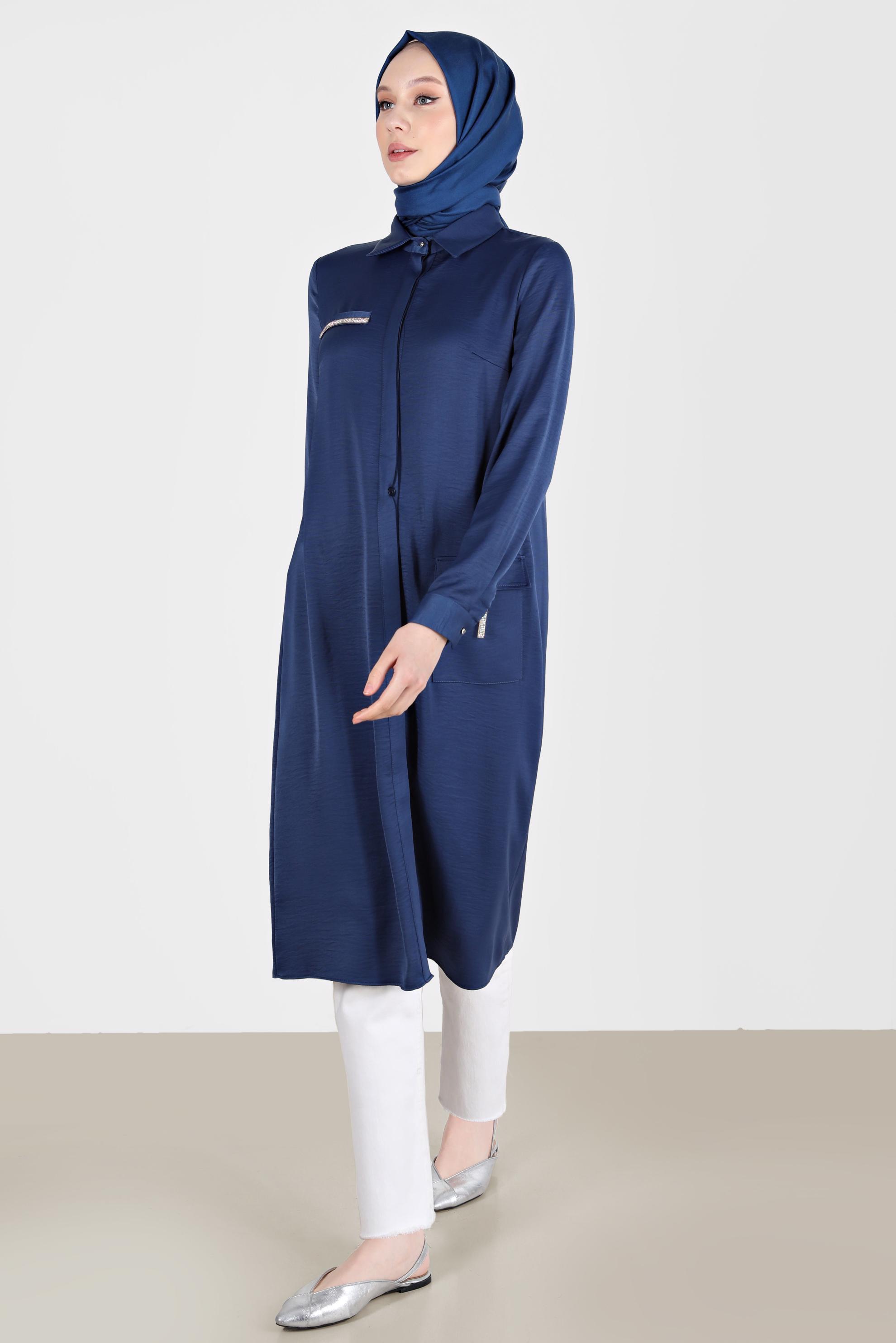 Tesettür giyim LACİVERT TAŞ DETAYLI CEPLİ TUNİK 42500
