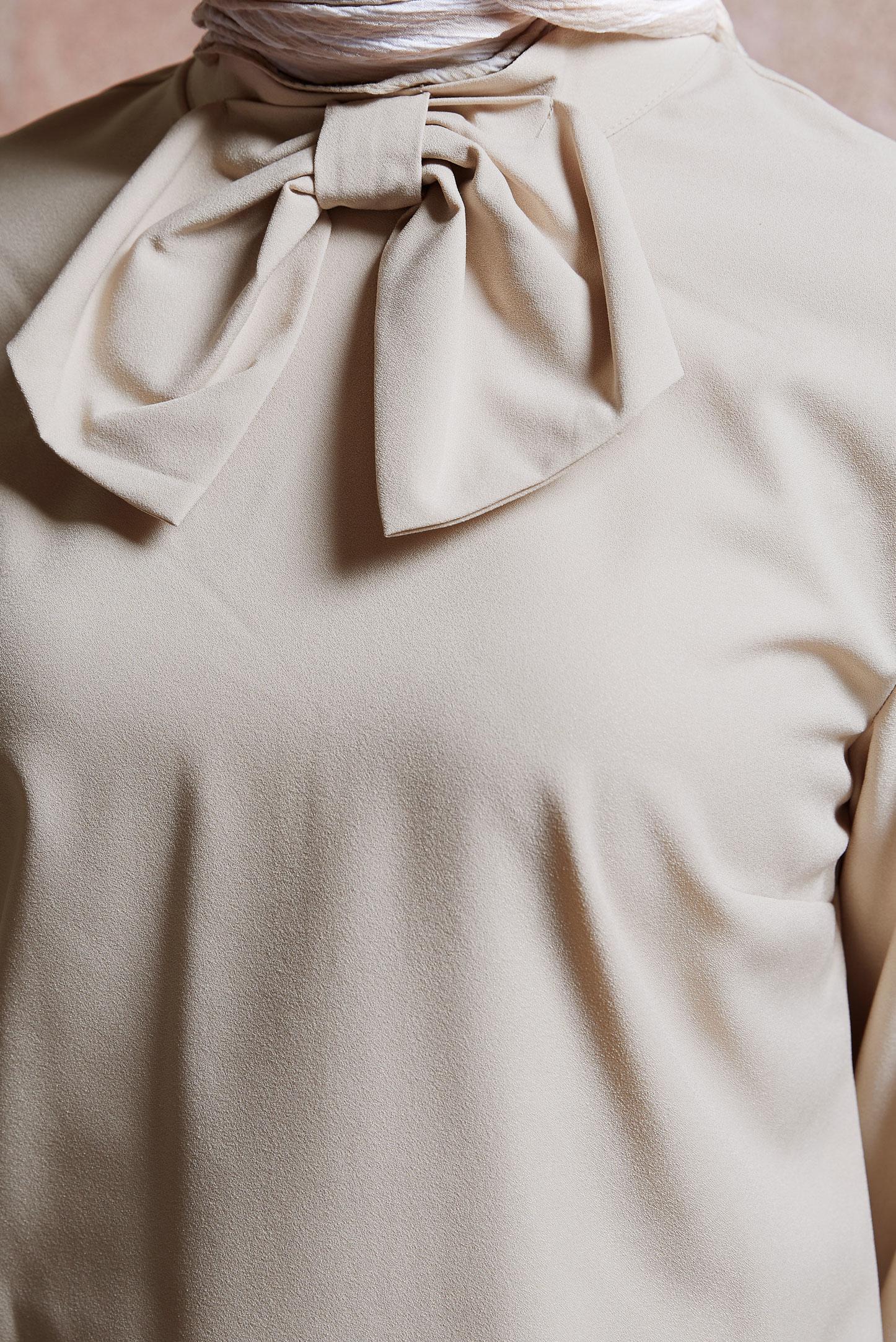 Tesettür giyim EKRU FİYONK DETAYLI ARKADAN FERMUARLI BLUZ 40202 